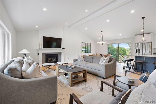 3815 Tapadero Drive