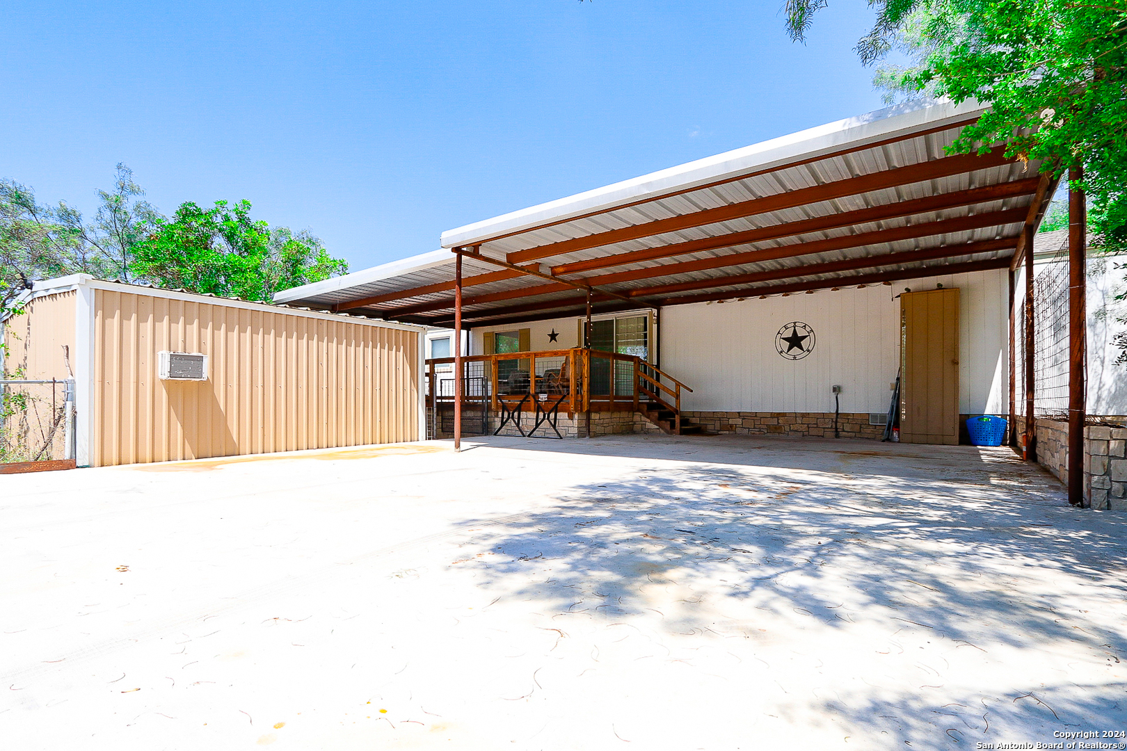158 EAGLE WAY