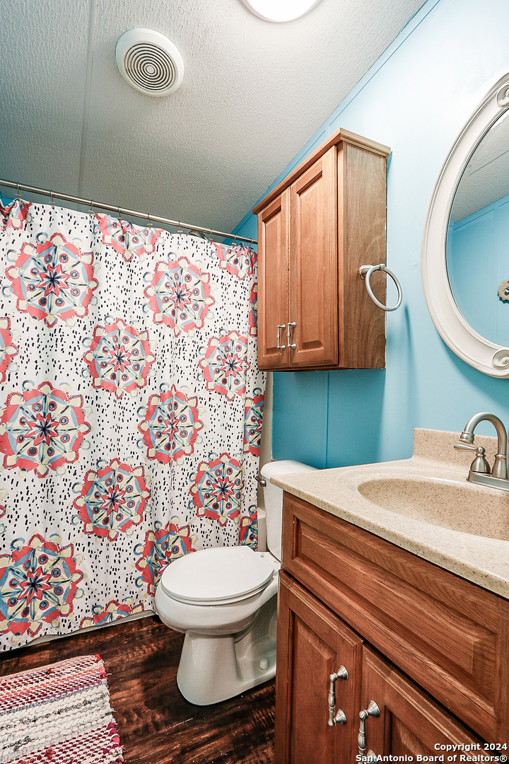 344 FAIRWAY CIR