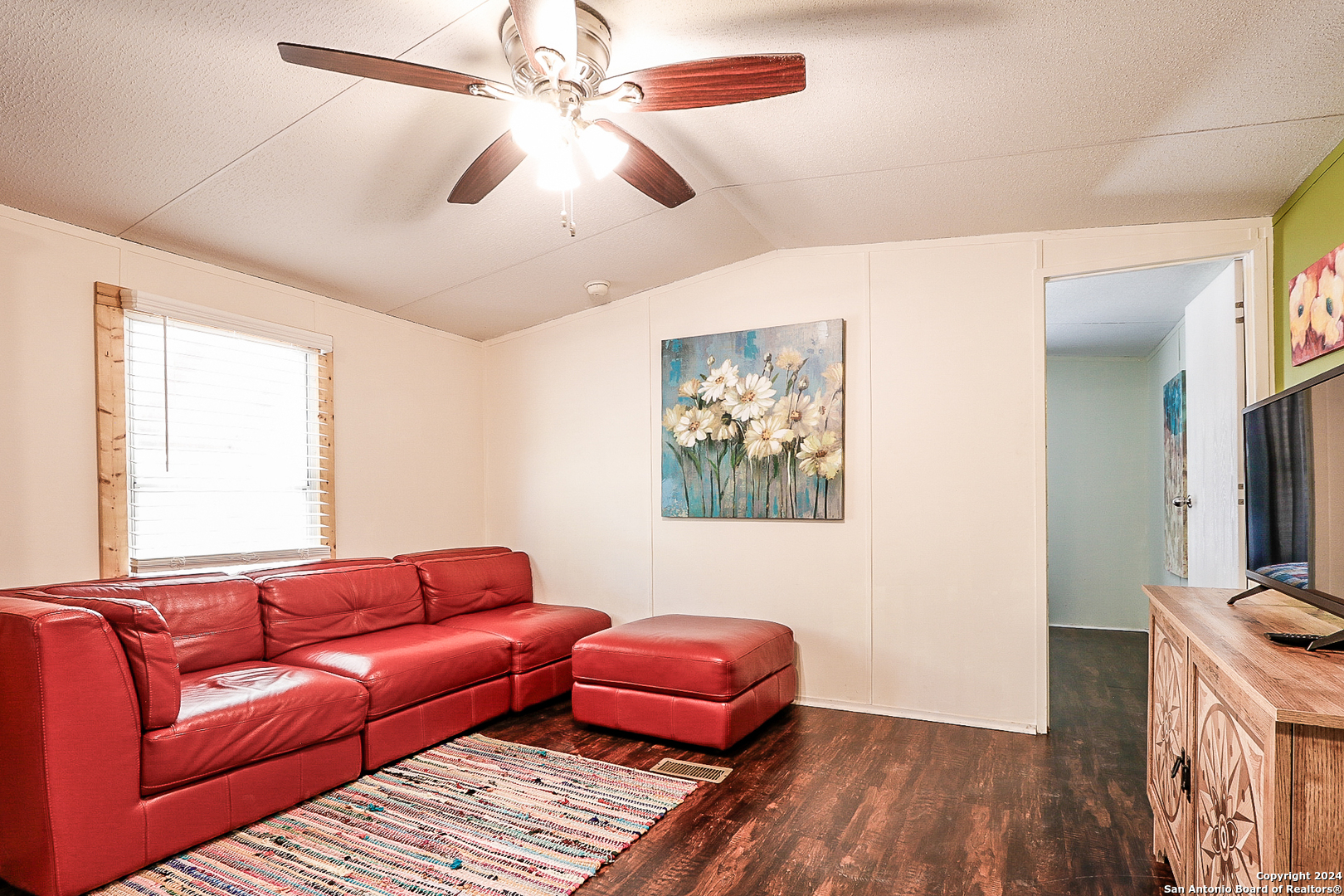 344 FAIRWAY CIR
