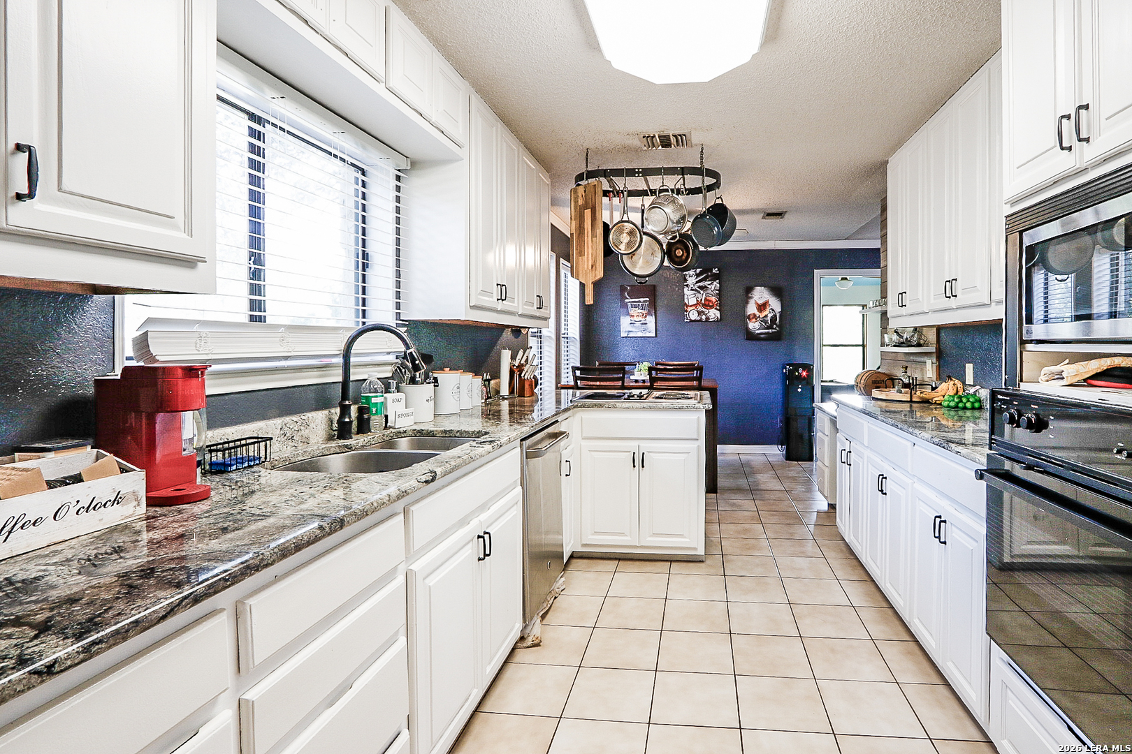 171 OAK LN