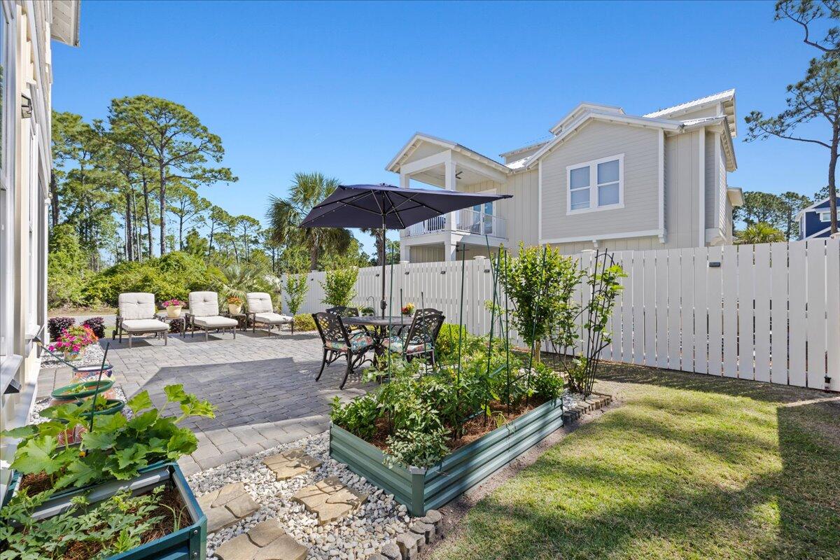 94 Lakeland Drive