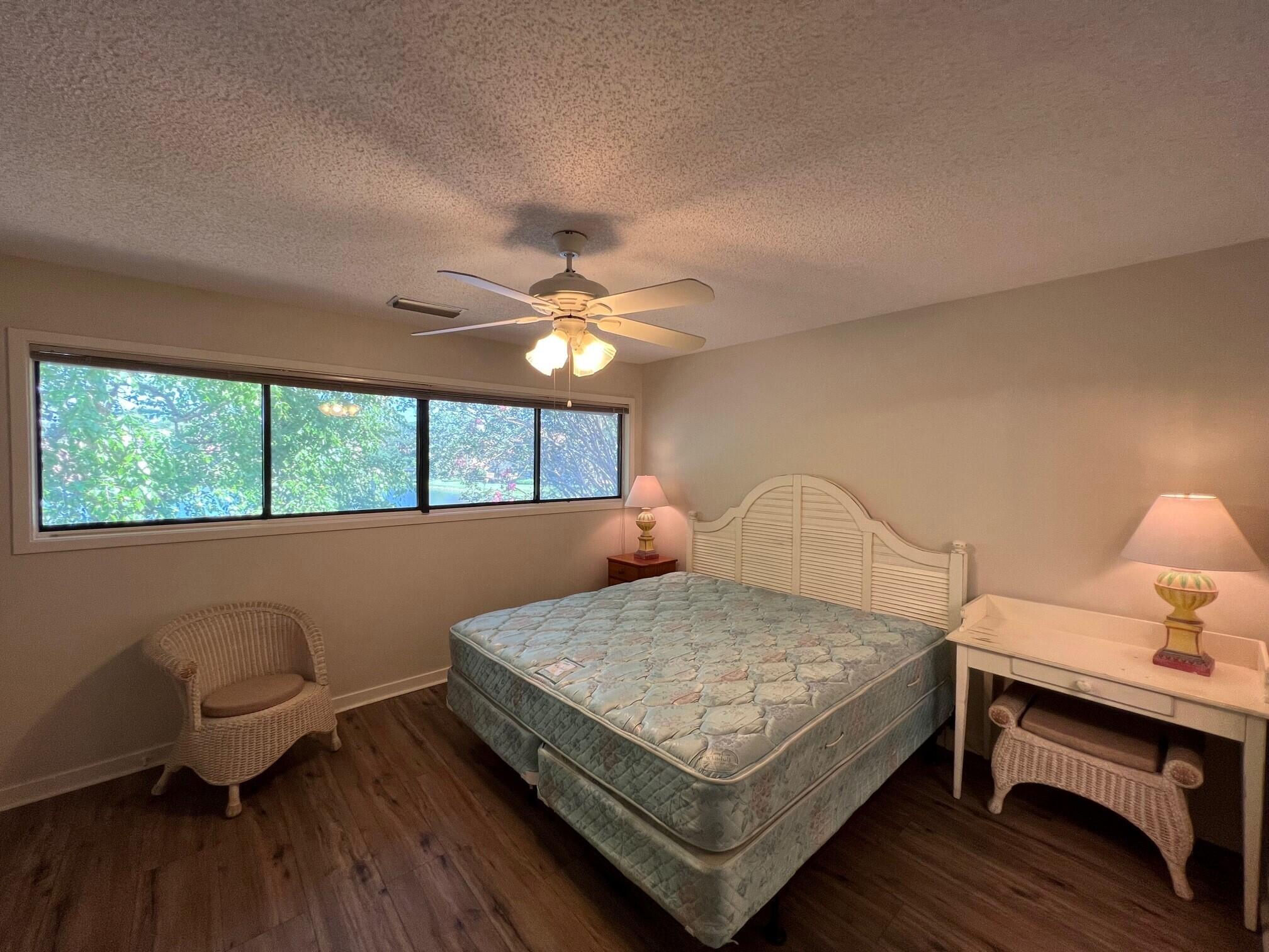 5059 Beachwalk Way