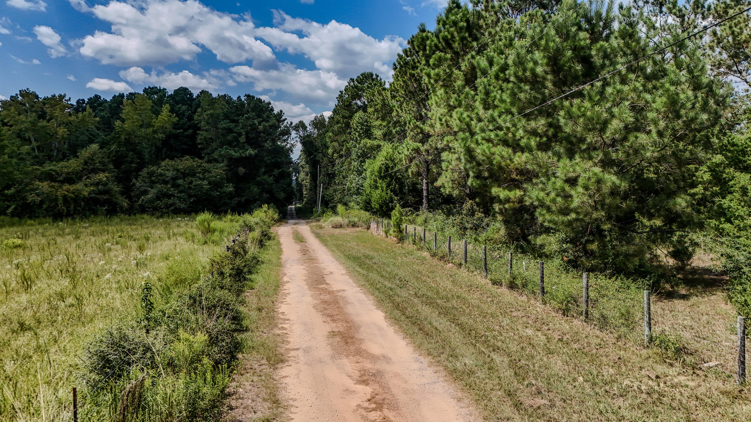 xxx Tall Oaks Road, DeFuniak Springs