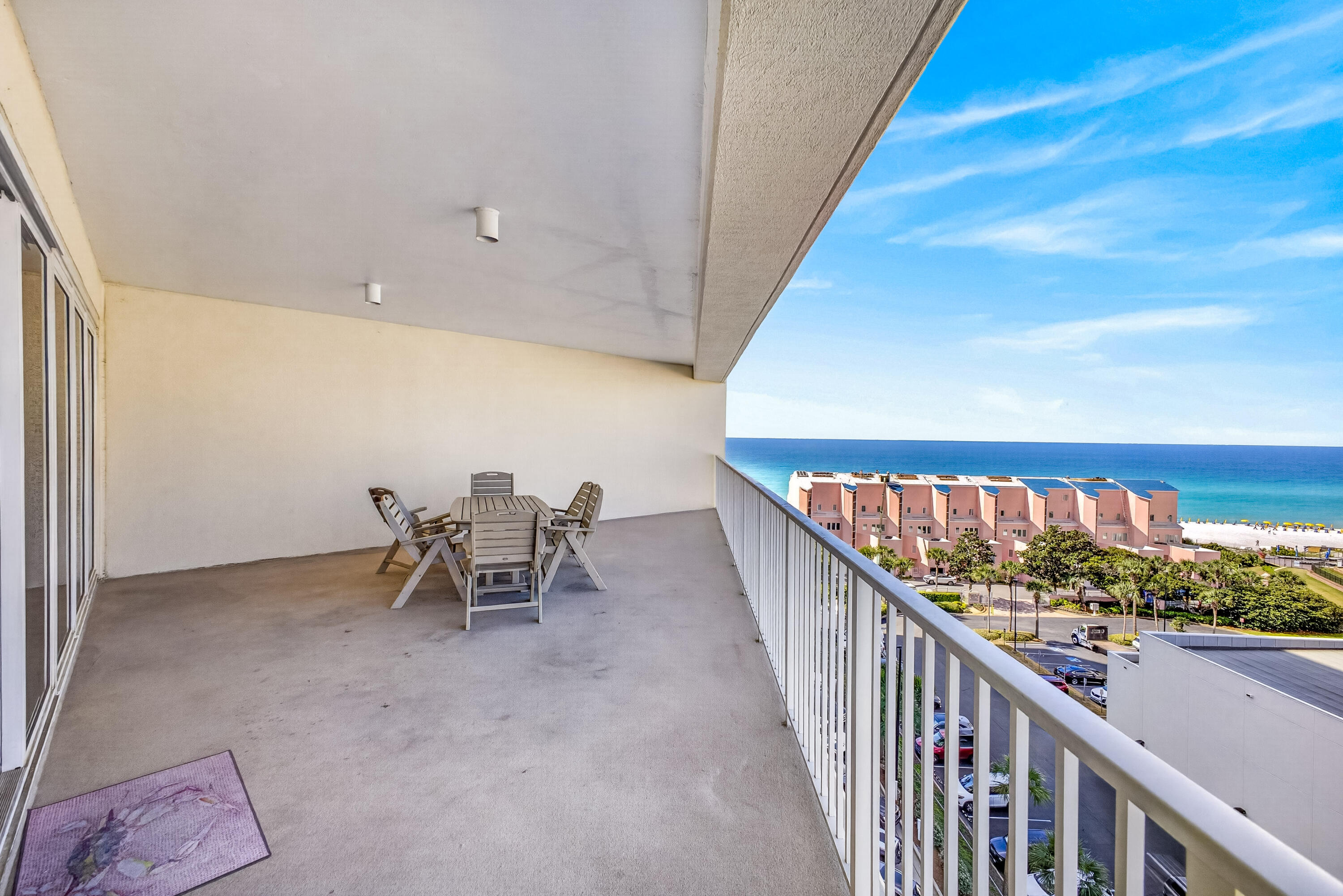 550 Tops L Beach Boulevard # 711