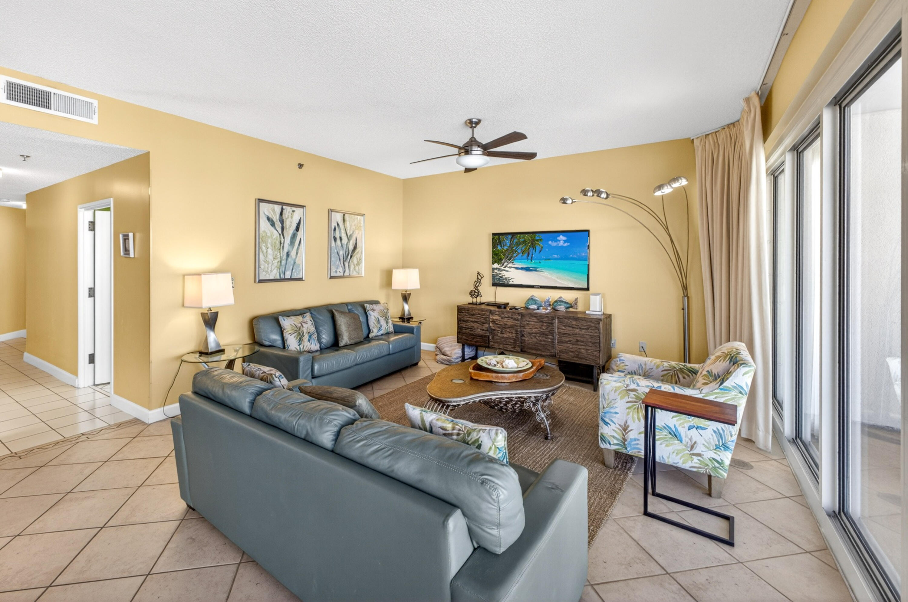 550 Tops L Beach Boulevard # 711