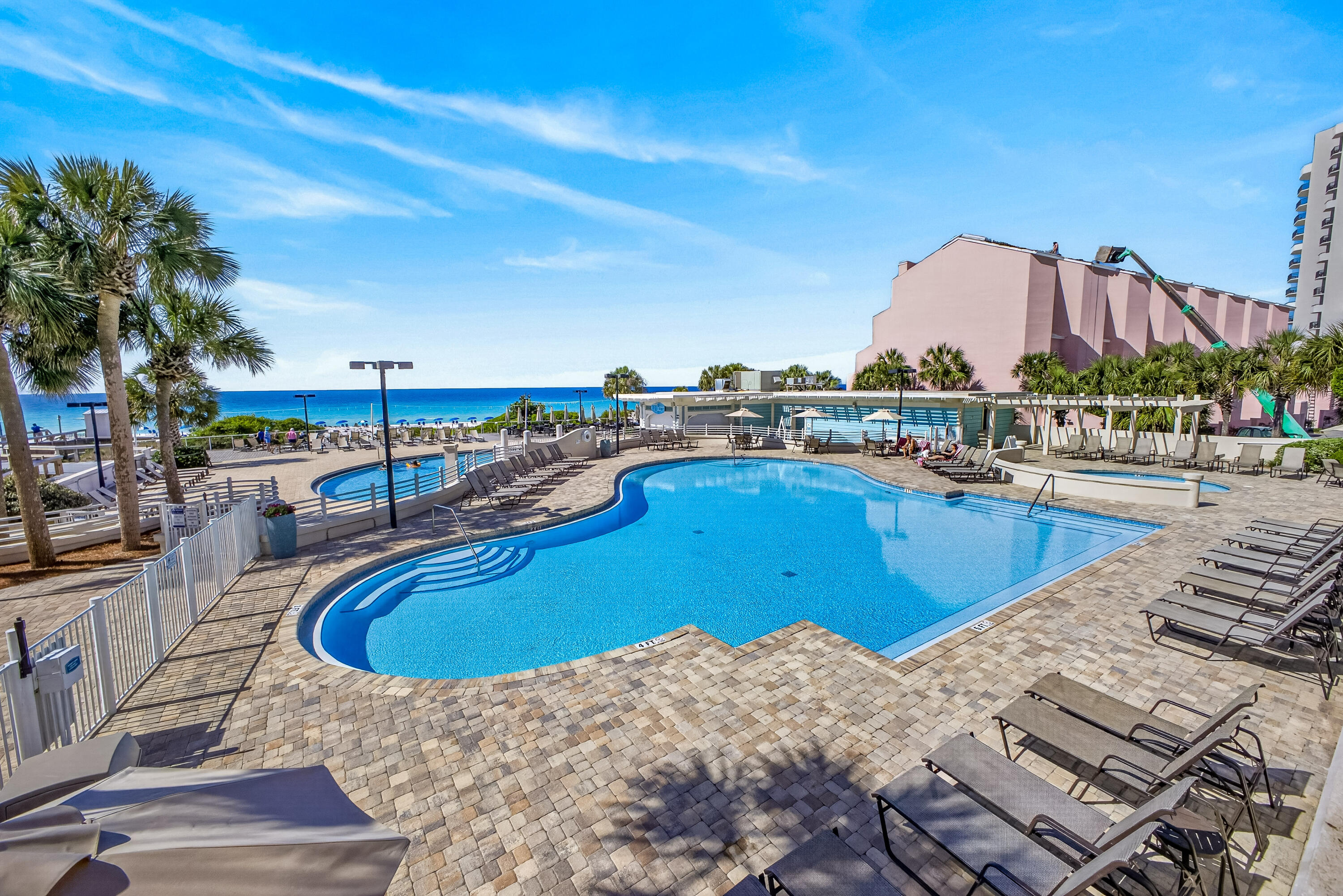 550 Tops L Beach Boulevard # 711
