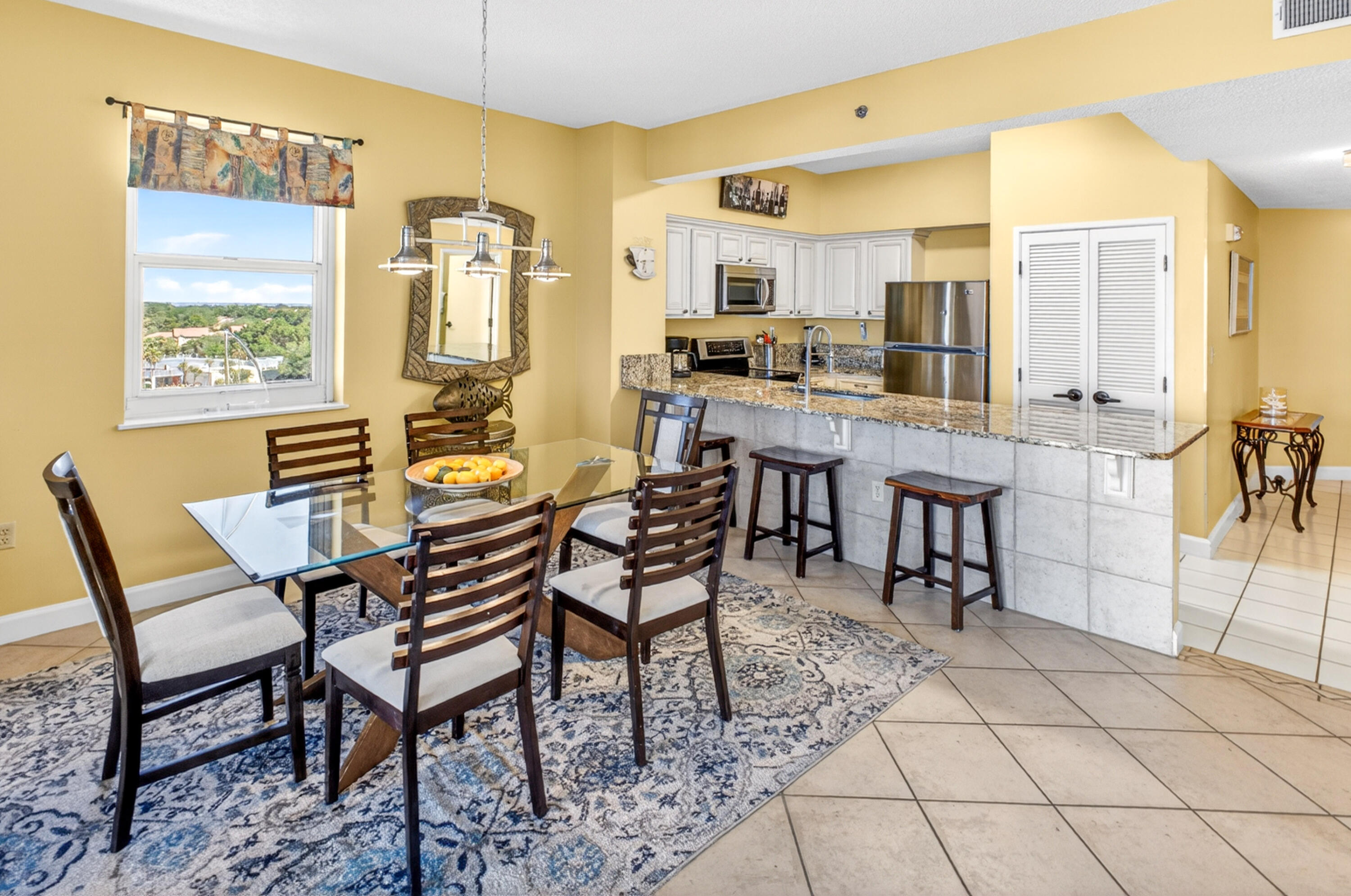 550 Tops L Beach Boulevard # 711