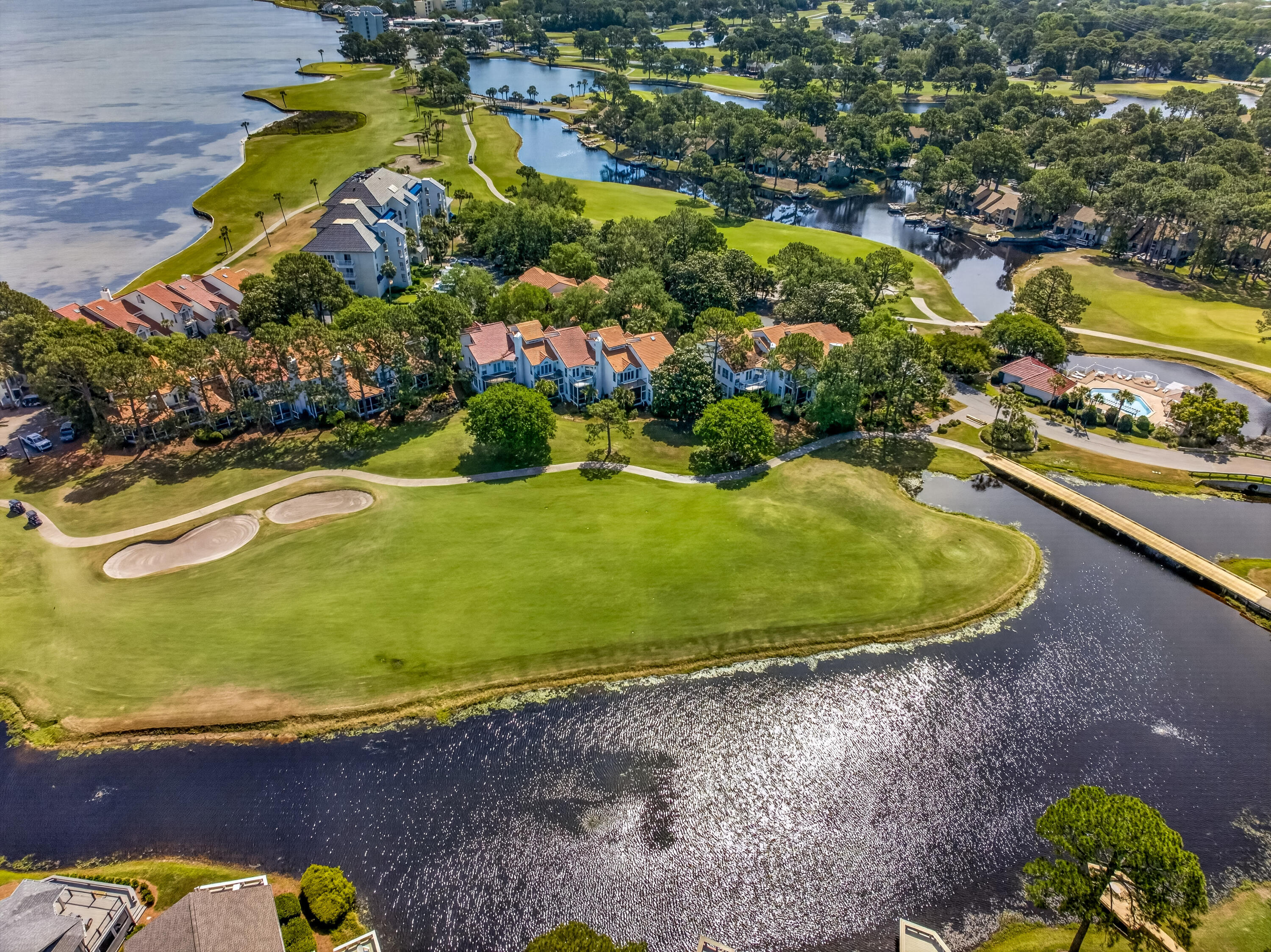 72 Vantage Pointe