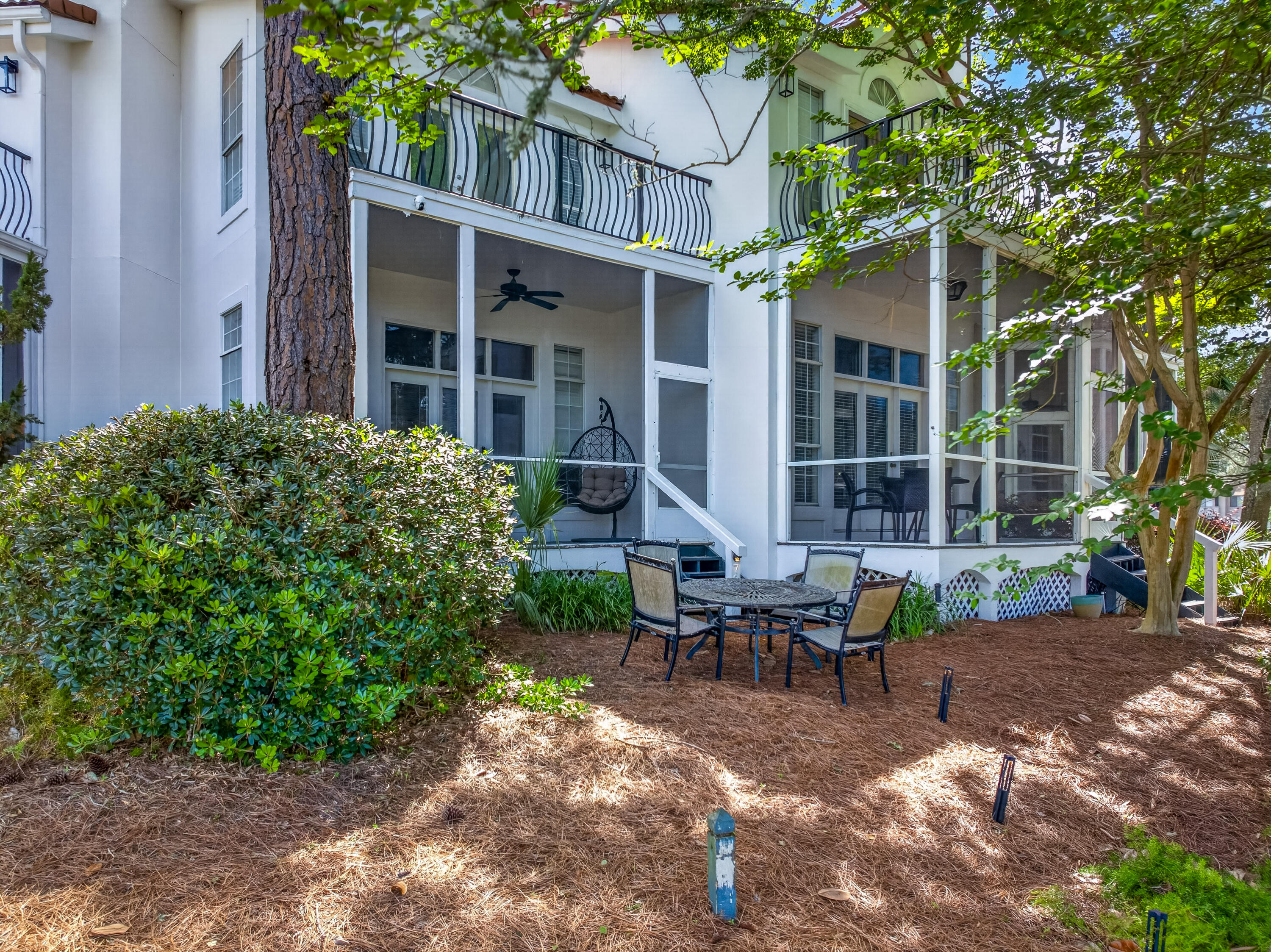 72 Vantage Pointe