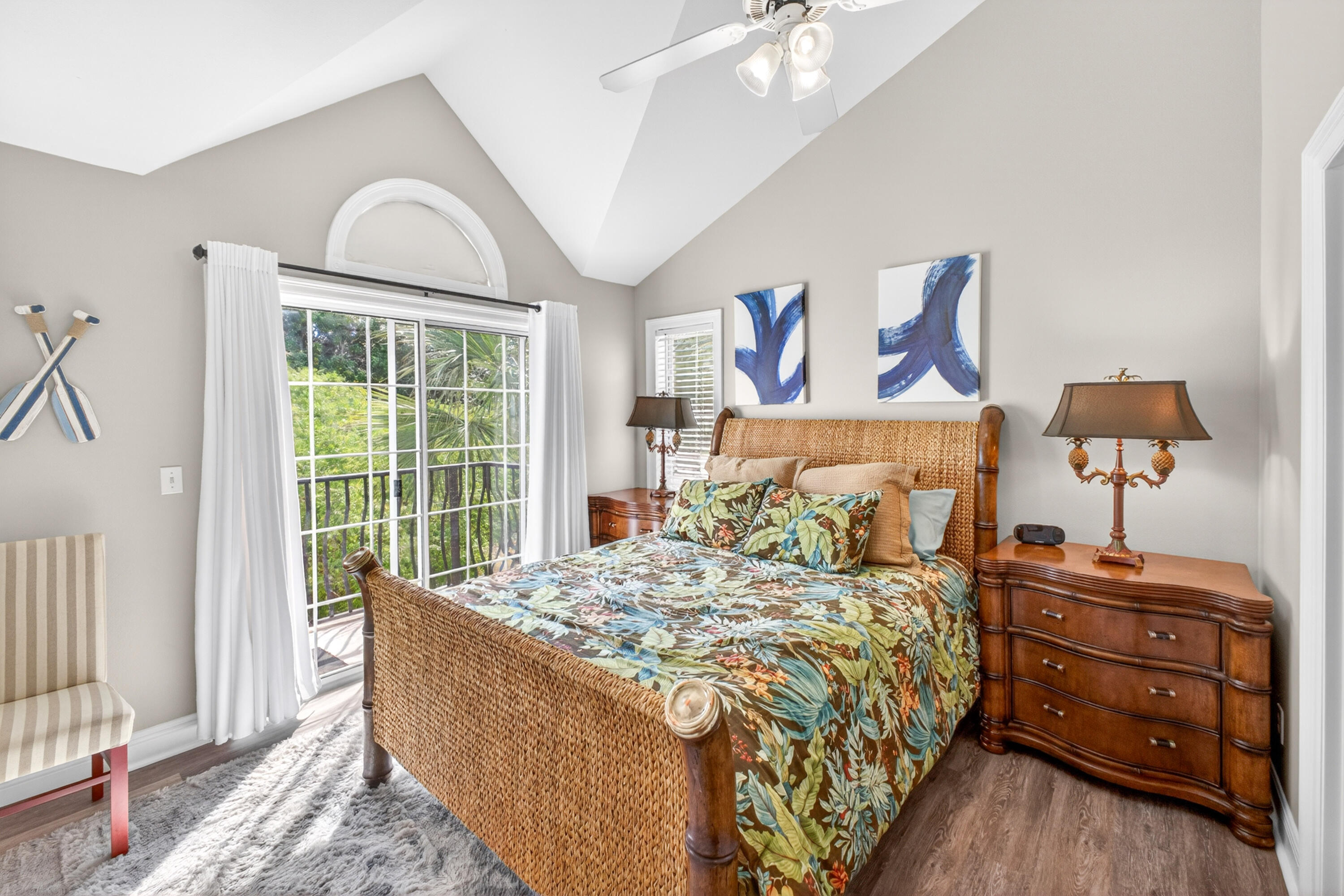 72 Vantage Pointe