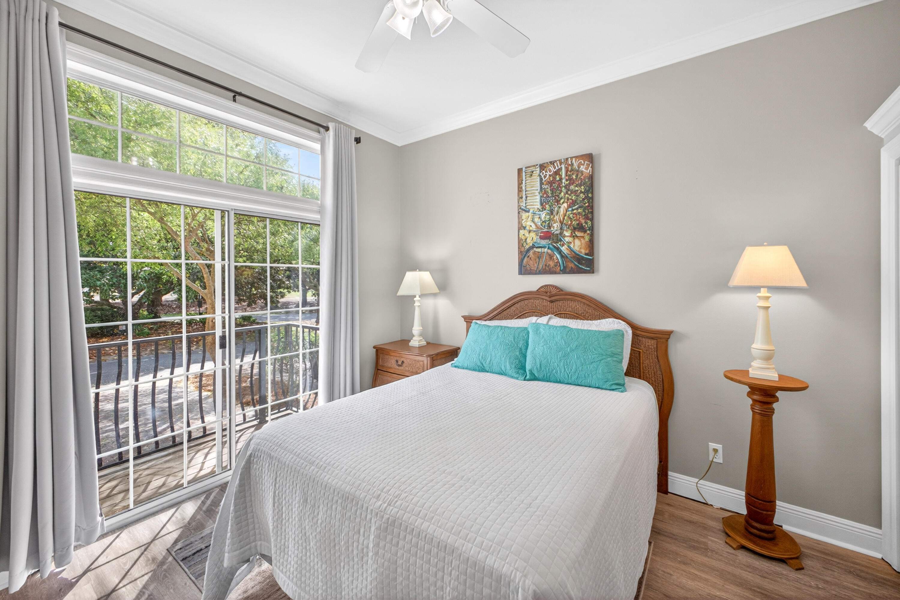 72 Vantage Pointe
