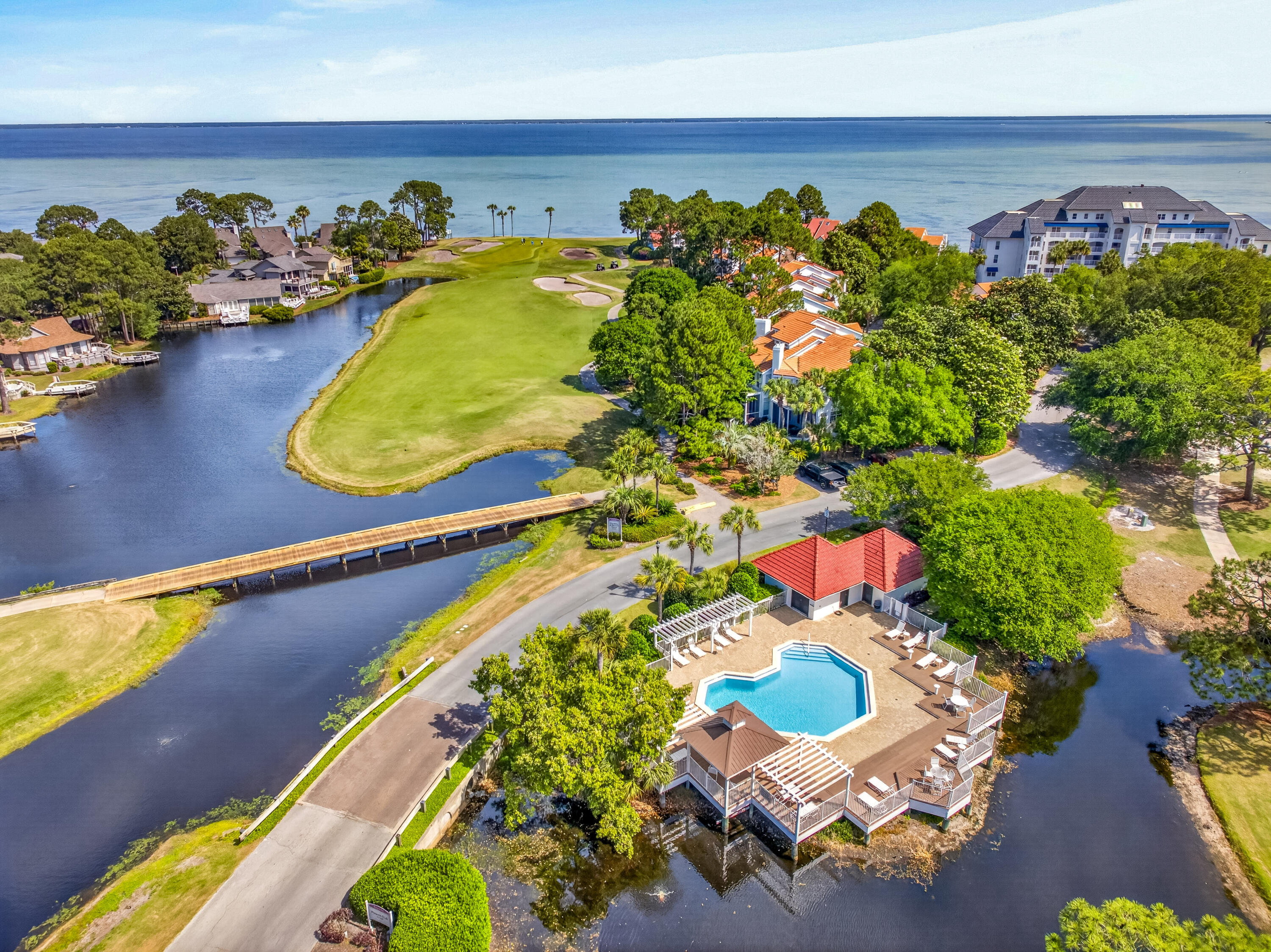 72 Vantage Pointe