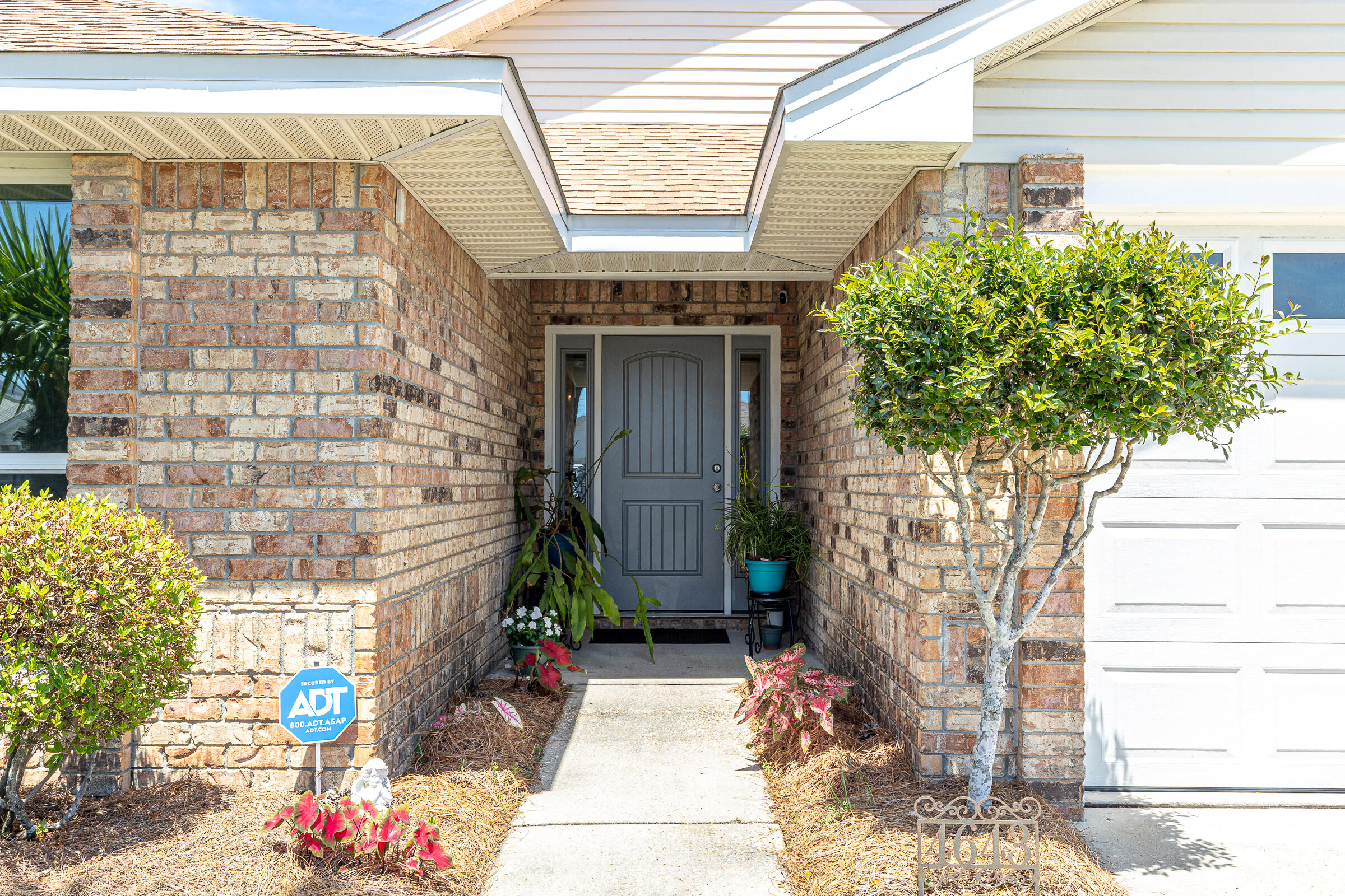 4643 Windstarr Drive