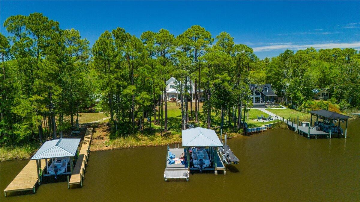 103 W Bayou Forest Drive
