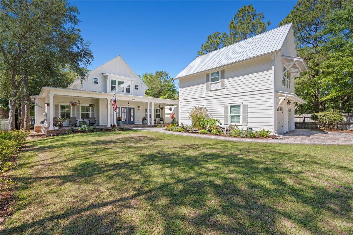 103 W Bayou Forest Drive