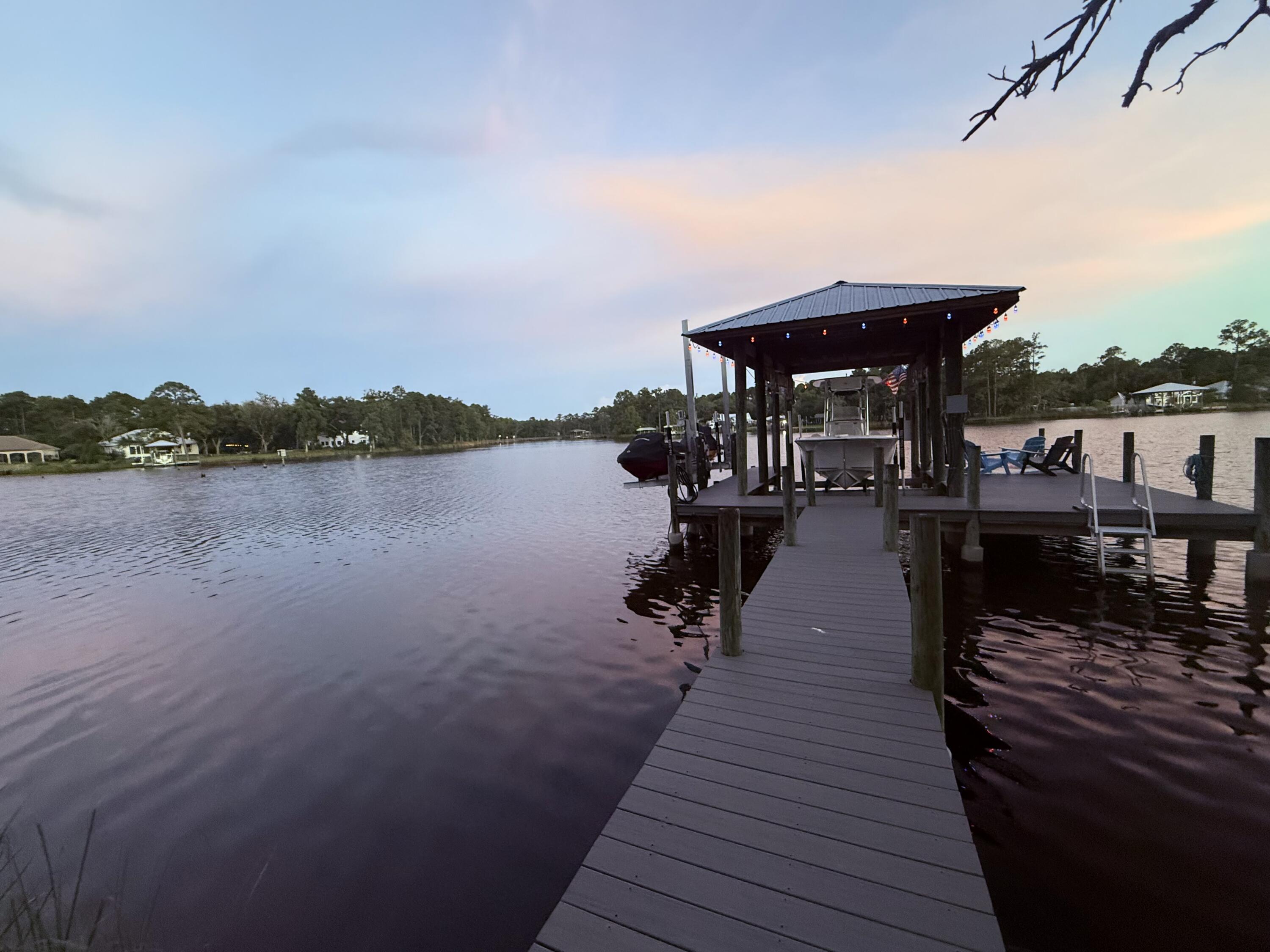 103 W Bayou Forest Drive