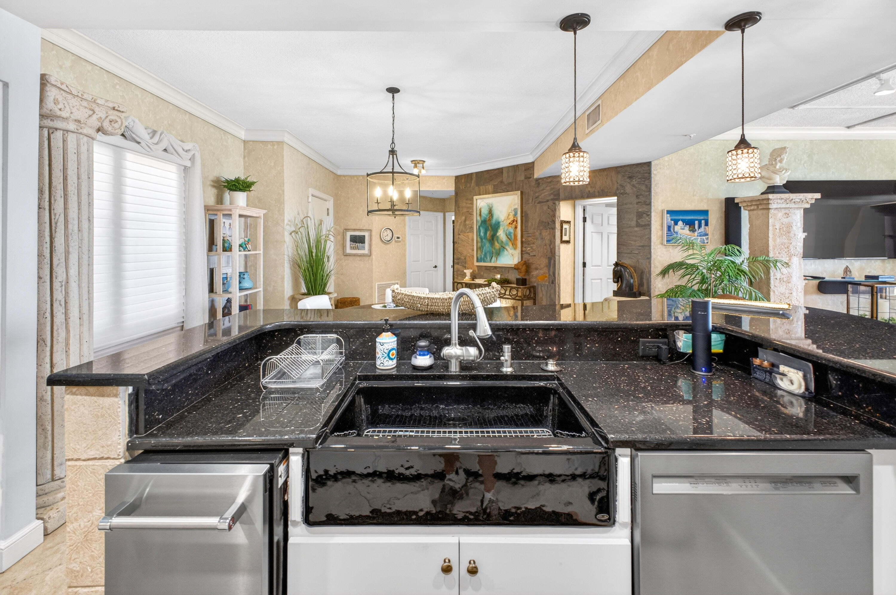 4447 Southwinds Drive 4447