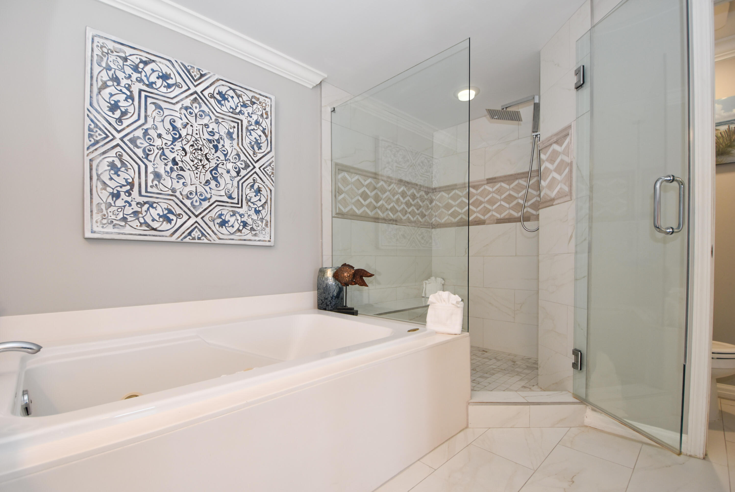 15200 Emerald Coast Parkway 803