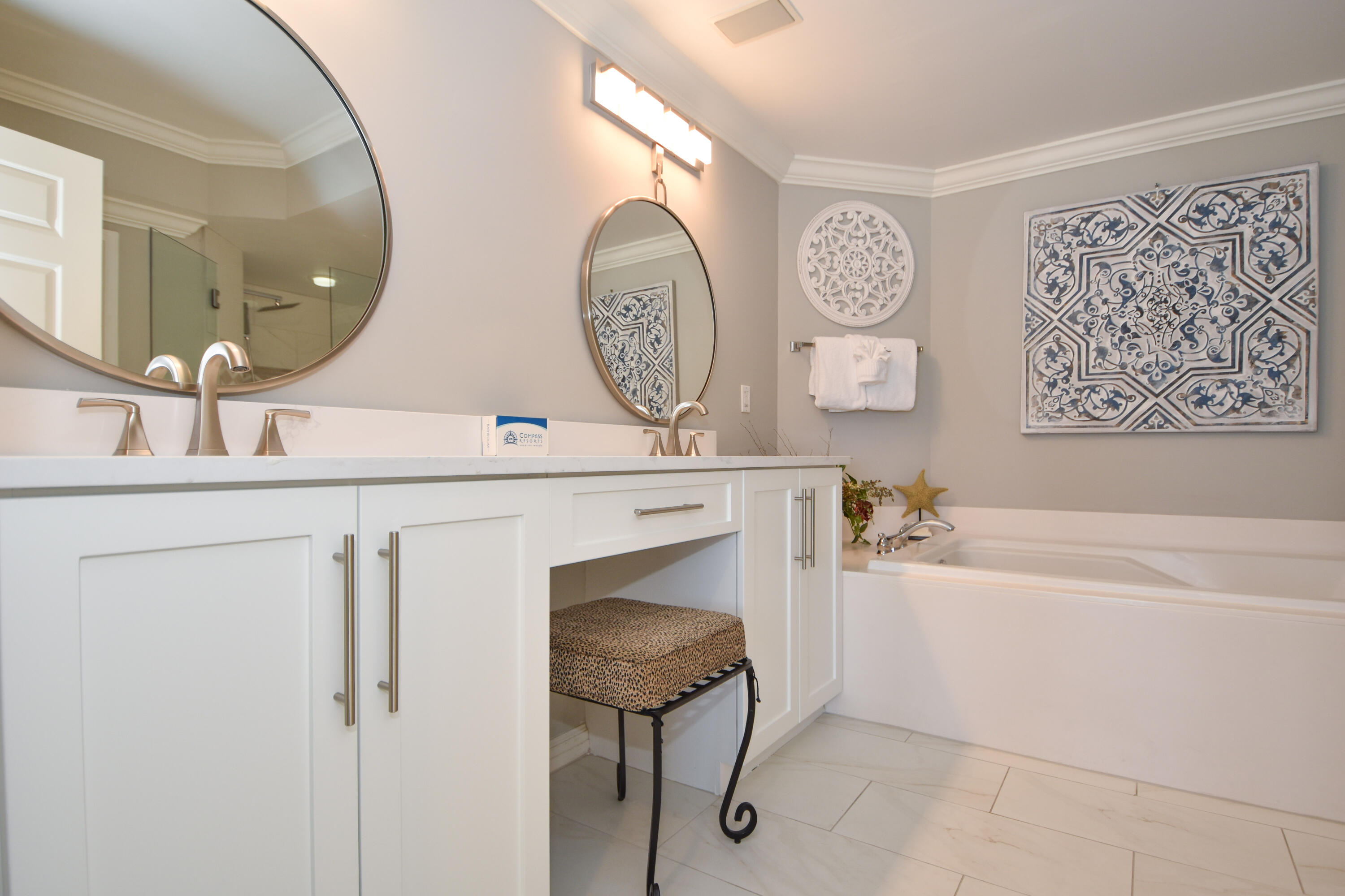 15200 Emerald Coast Parkway 803