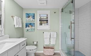 814 Harbour Point Drive 814