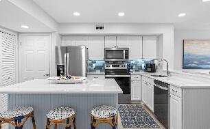 814 Harbour Point Drive 814