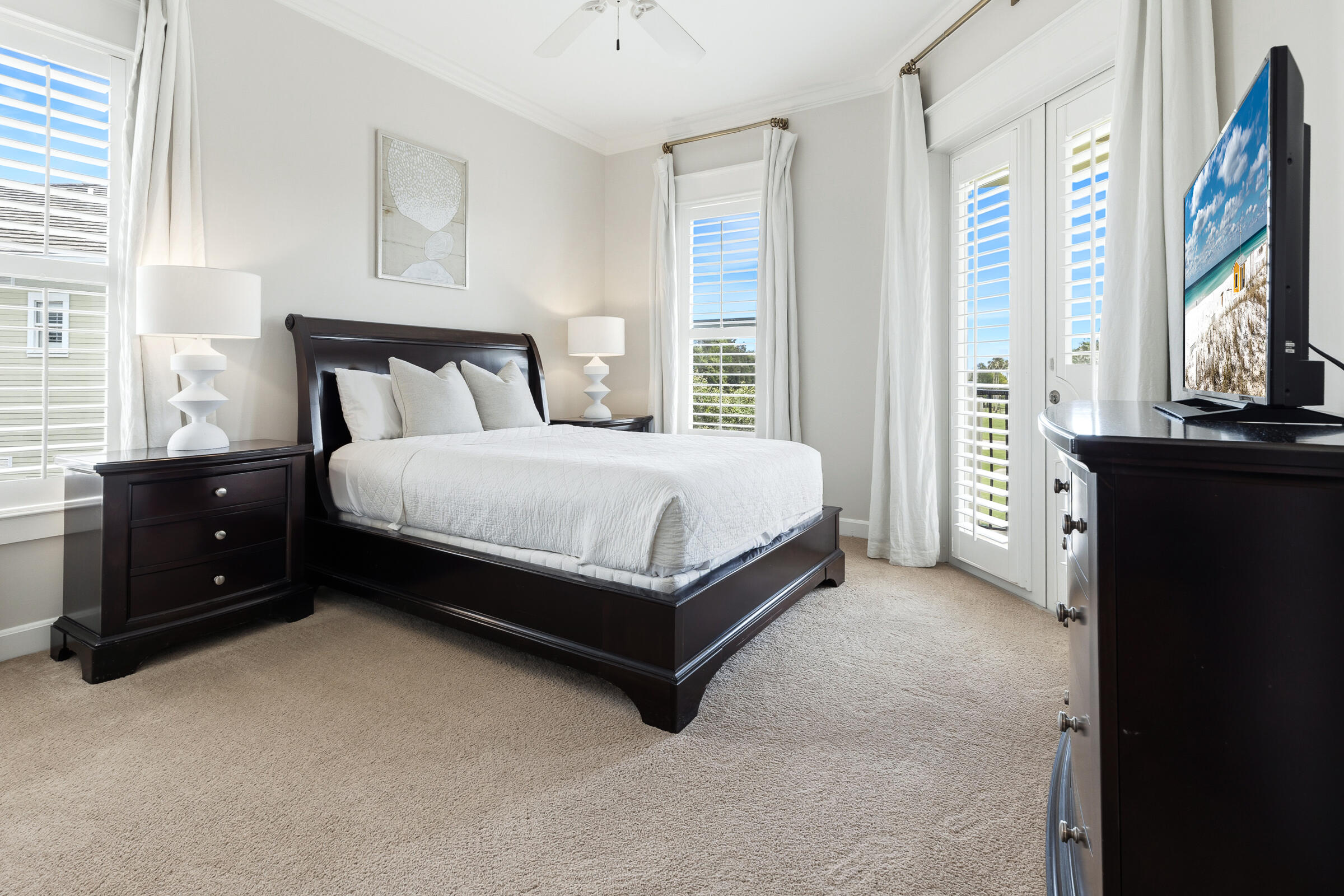 5355 Pine Ridge Lane 5355