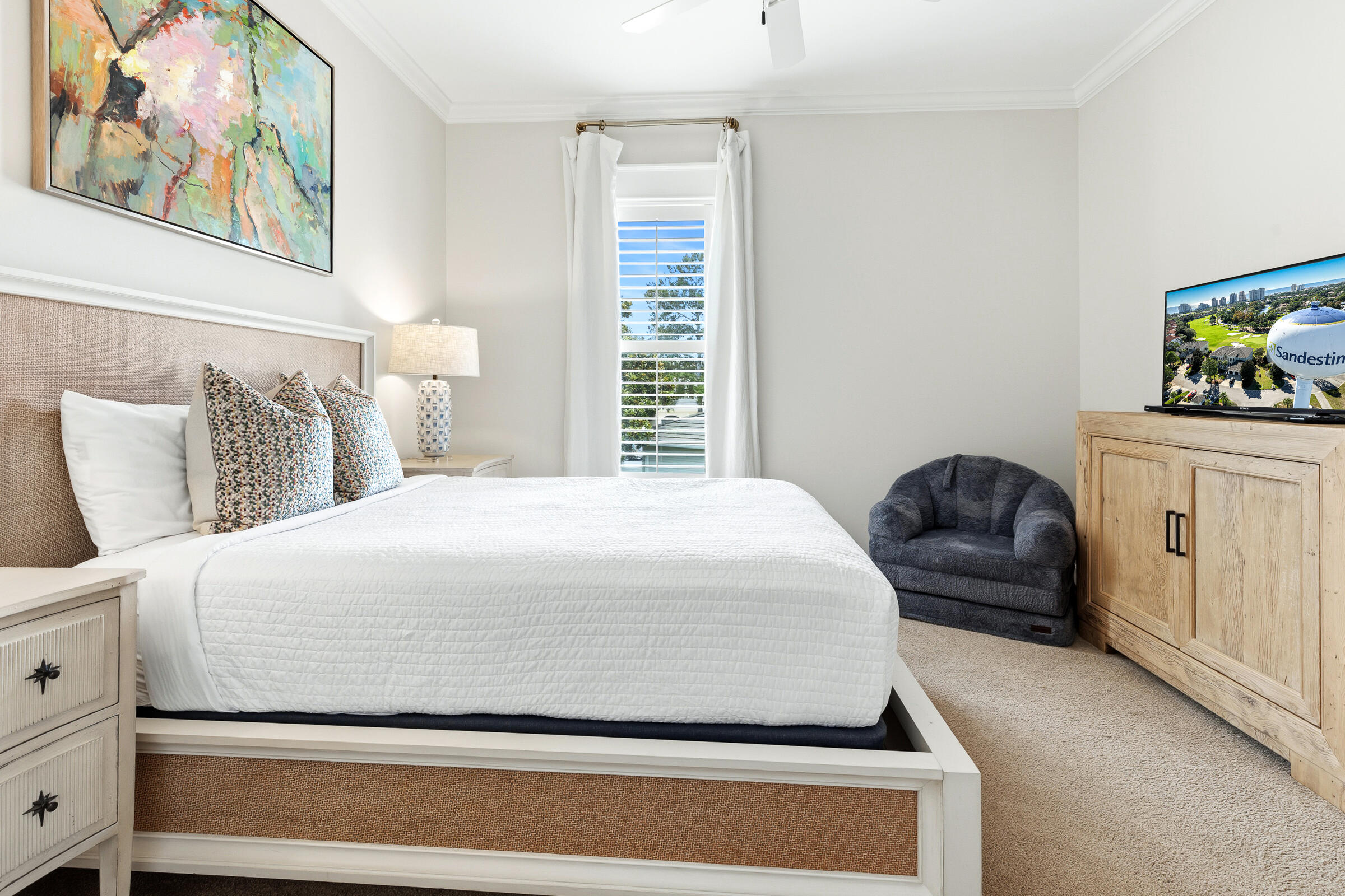 5355 Pine Ridge Lane 5355