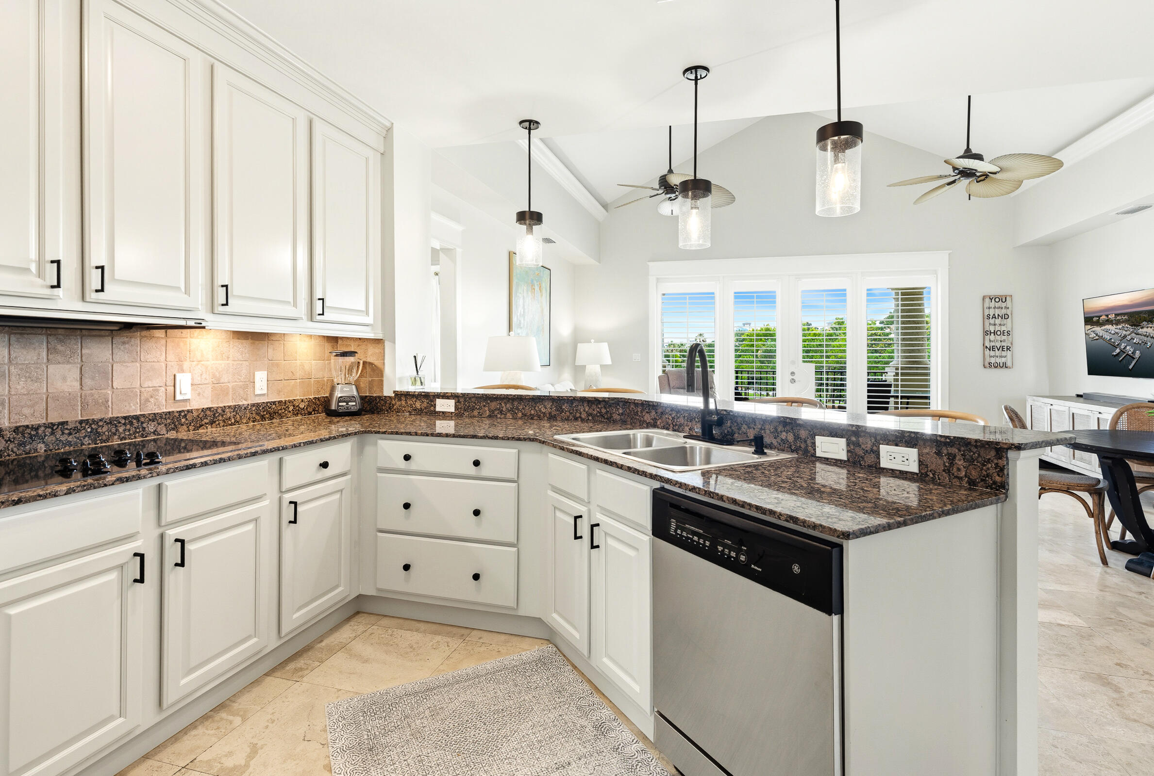 5355 Pine Ridge Lane 5355