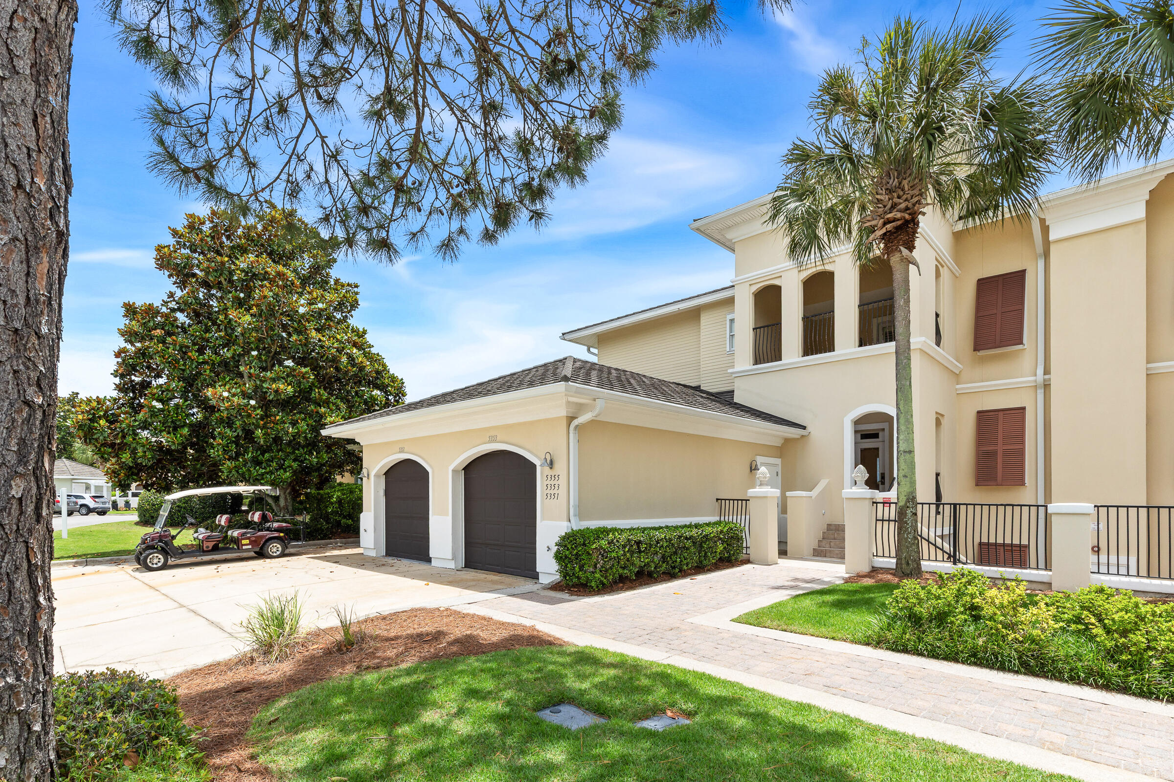 5355 Pine Ridge Lane 5355