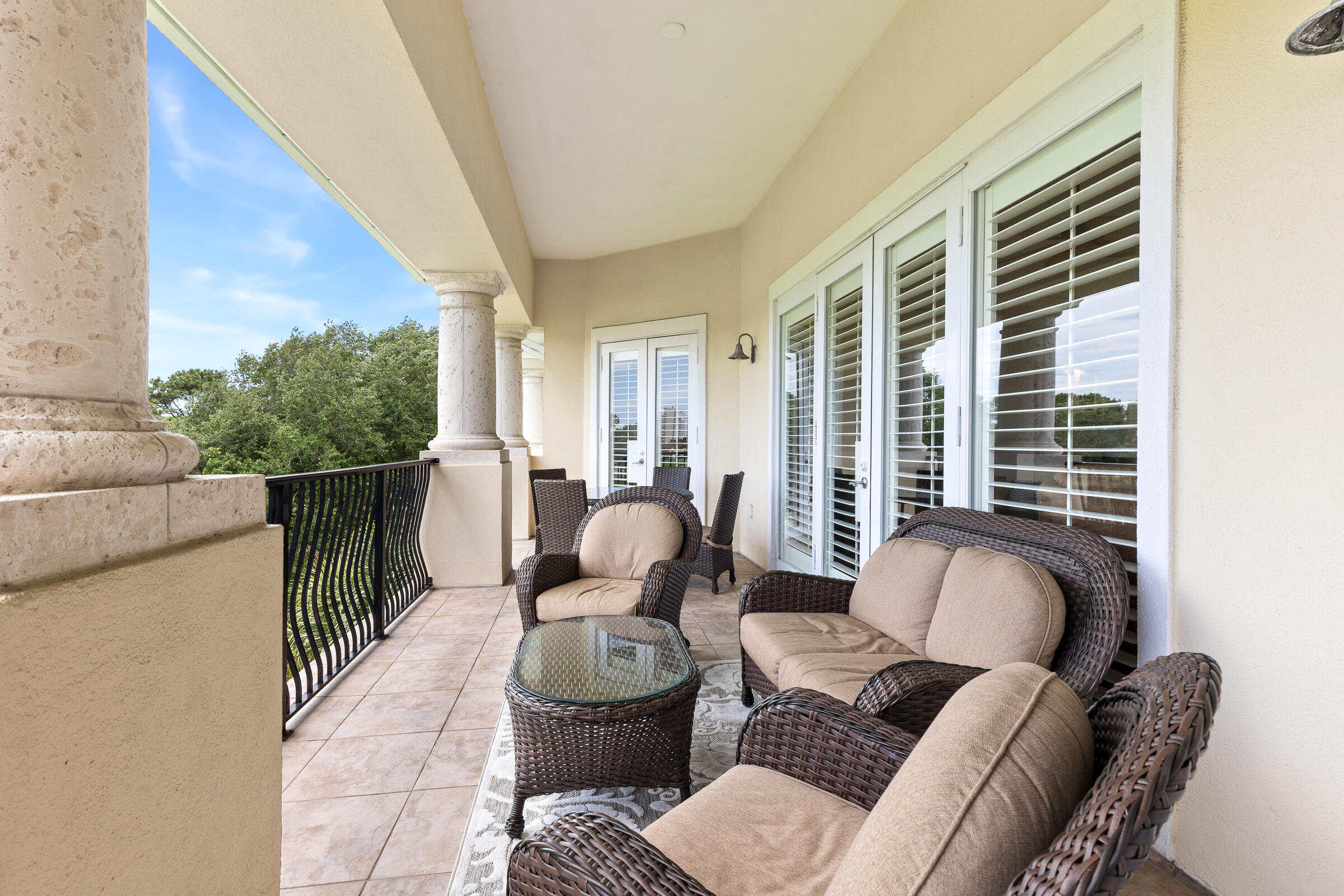 5355 Pine Ridge Lane 5355