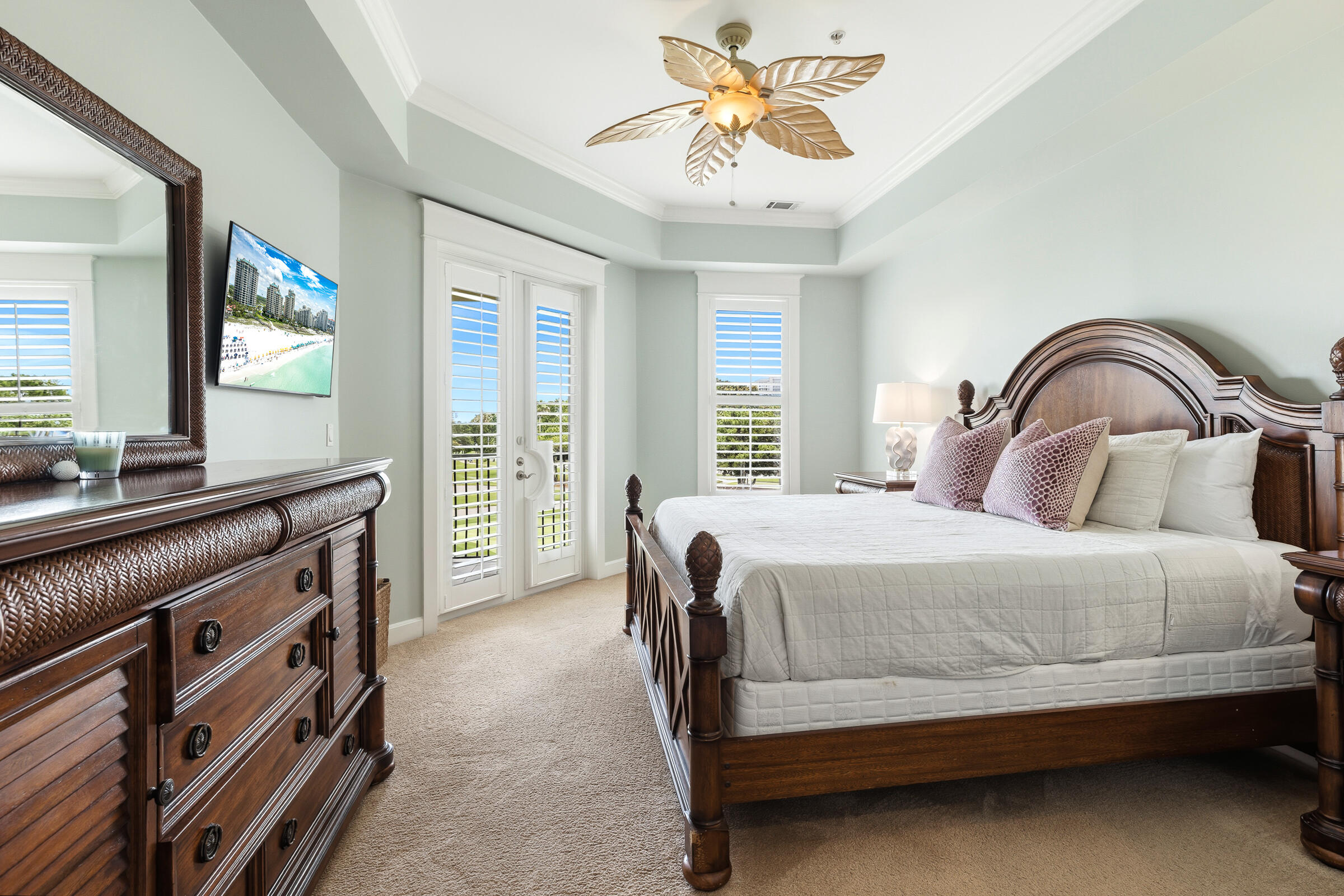 5355 Pine Ridge Lane 5355