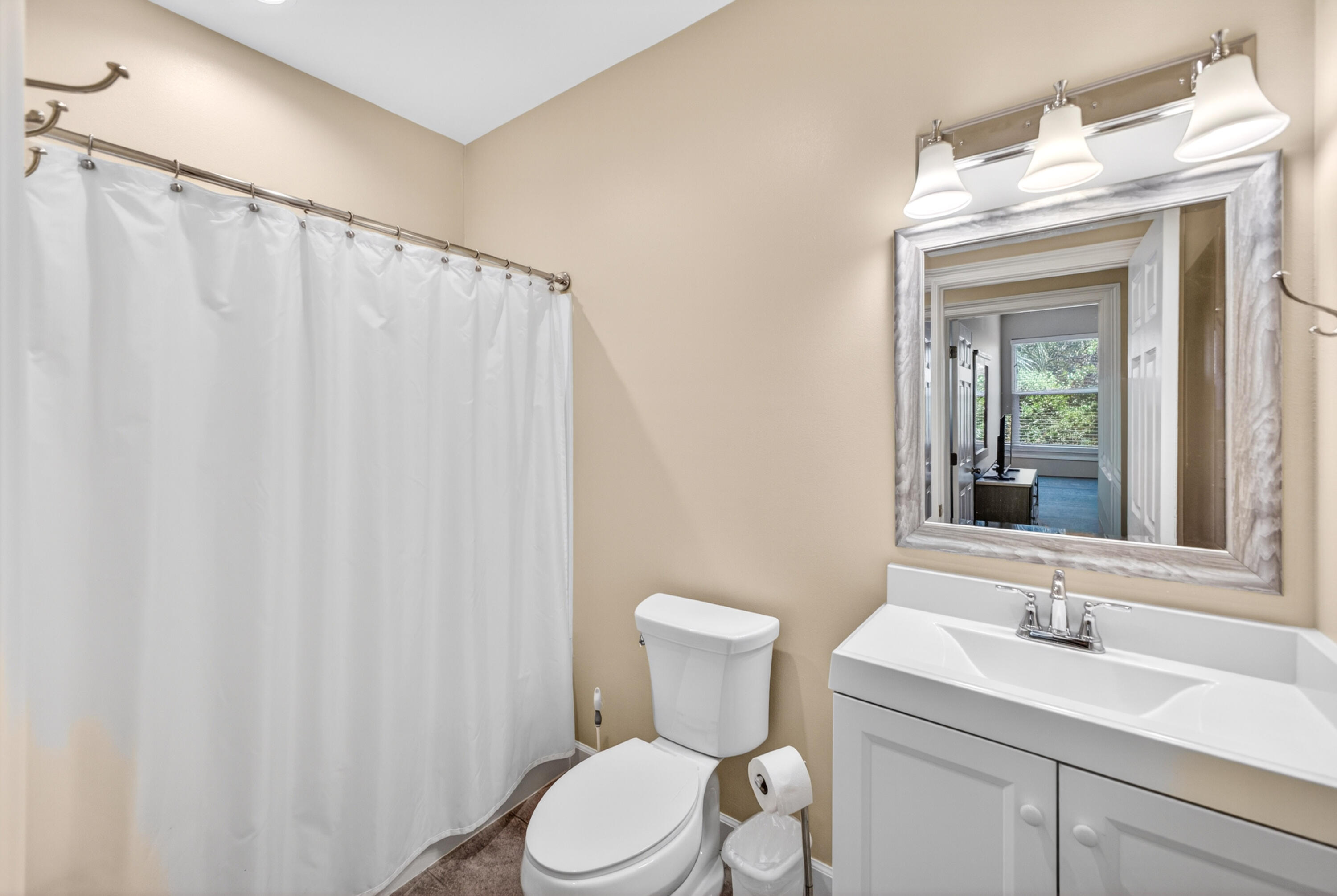 8547 Turnberry Court 8547