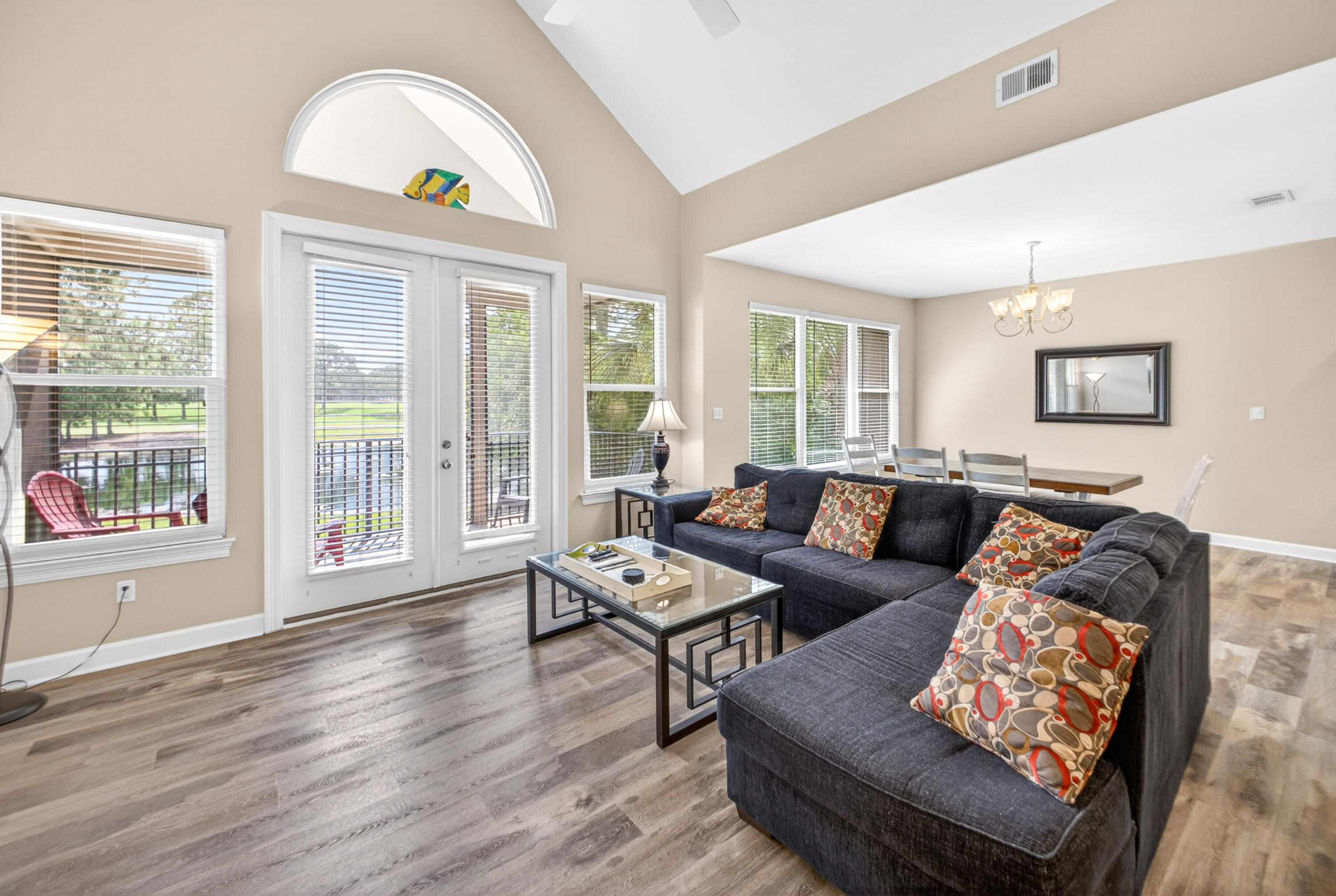 8547 Turnberry Court 8547