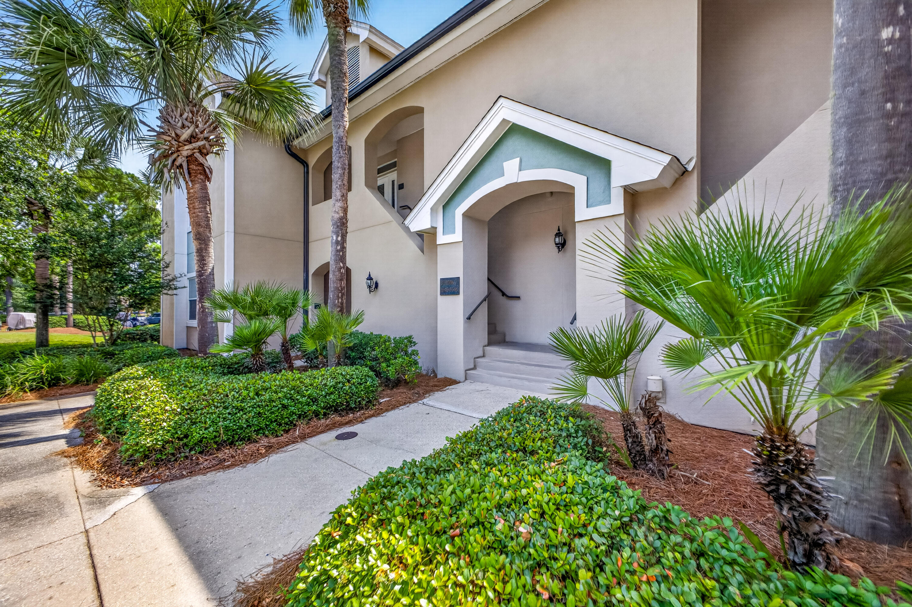 8547 Turnberry Court 8547