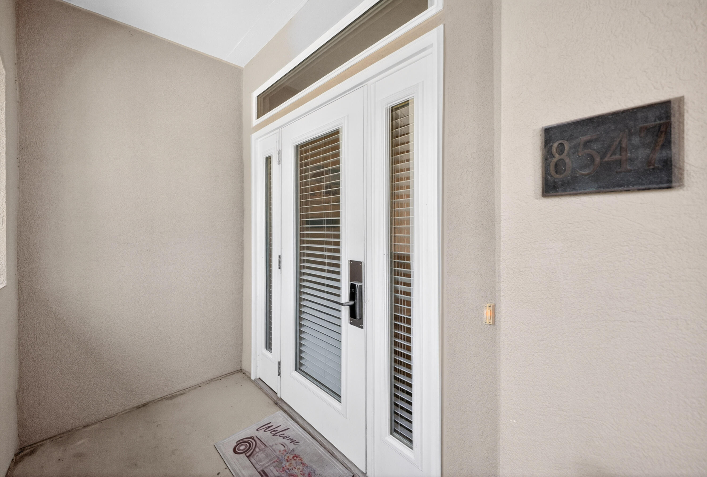 8547 Turnberry Court 8547