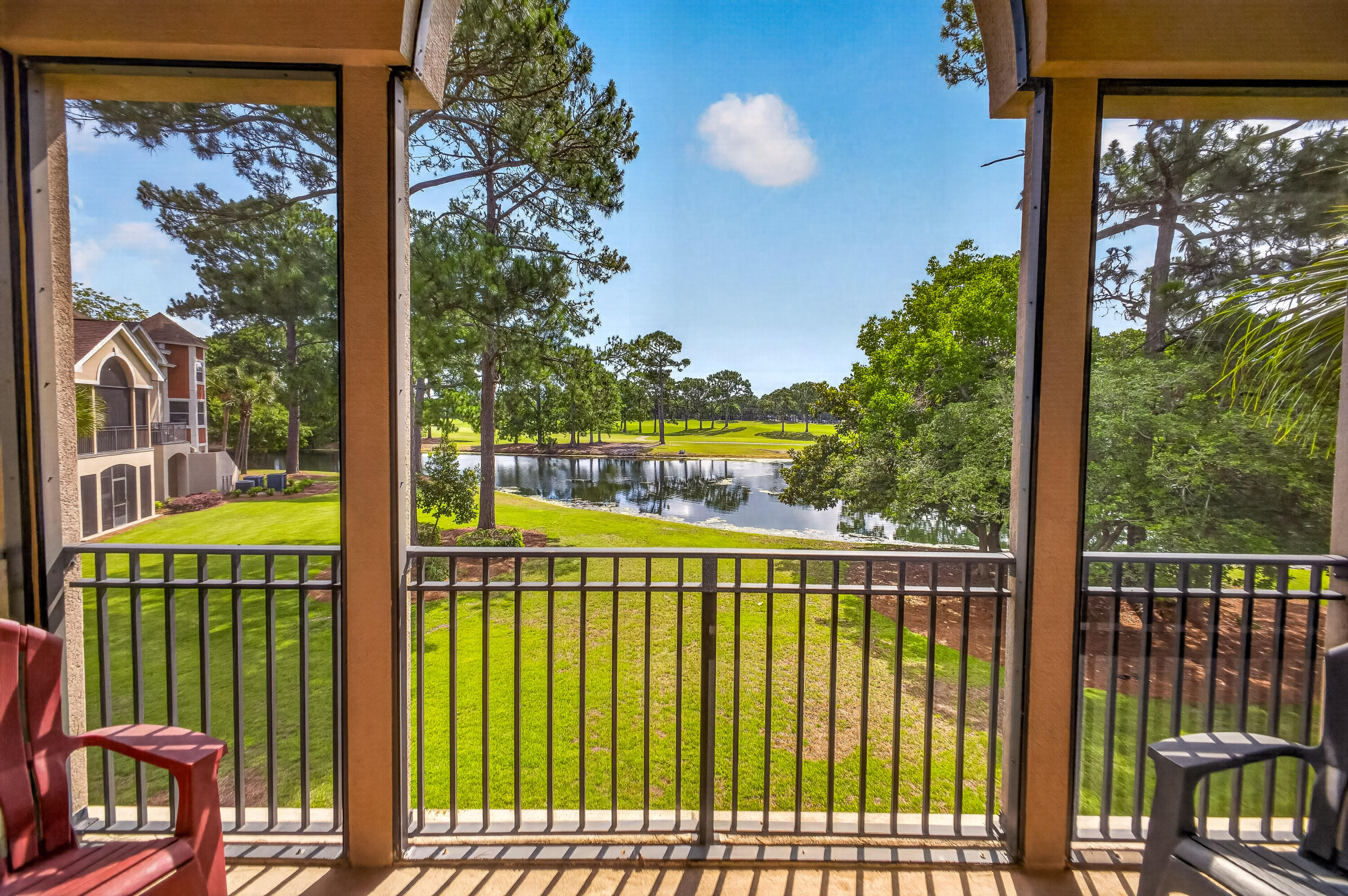 8547 Turnberry Court 8547