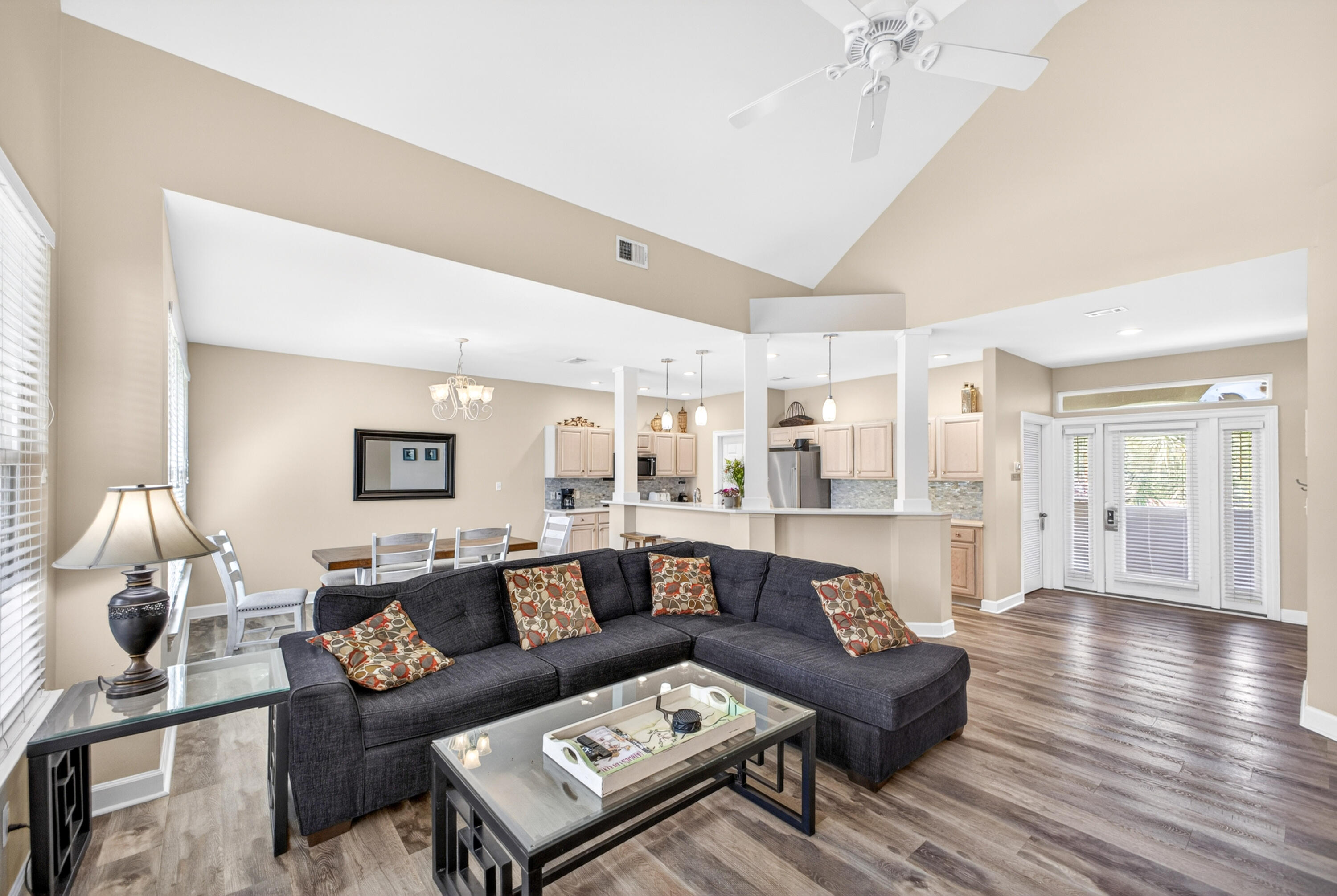 8547 Turnberry Court 8547