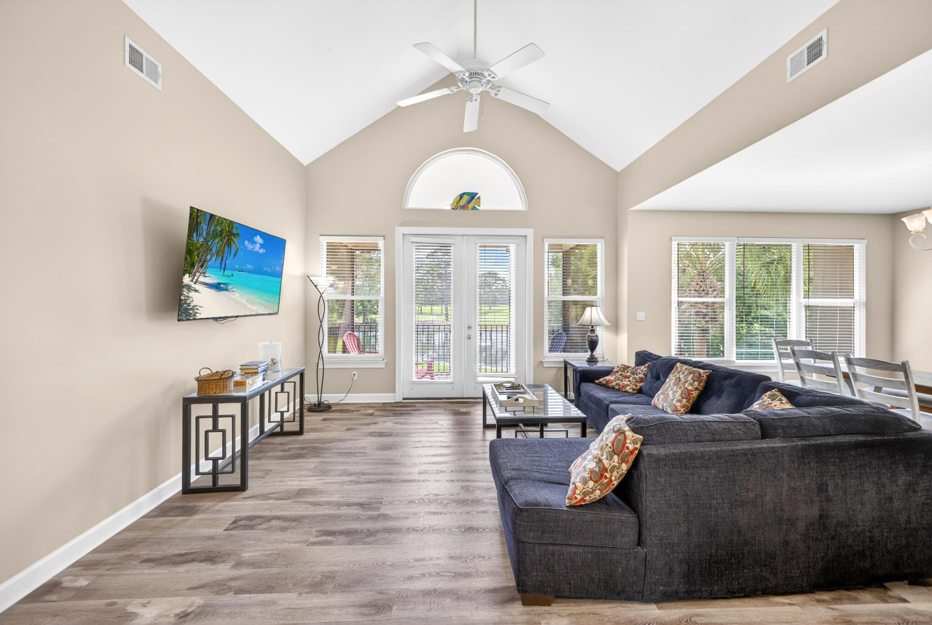 8547 Turnberry Court 8547