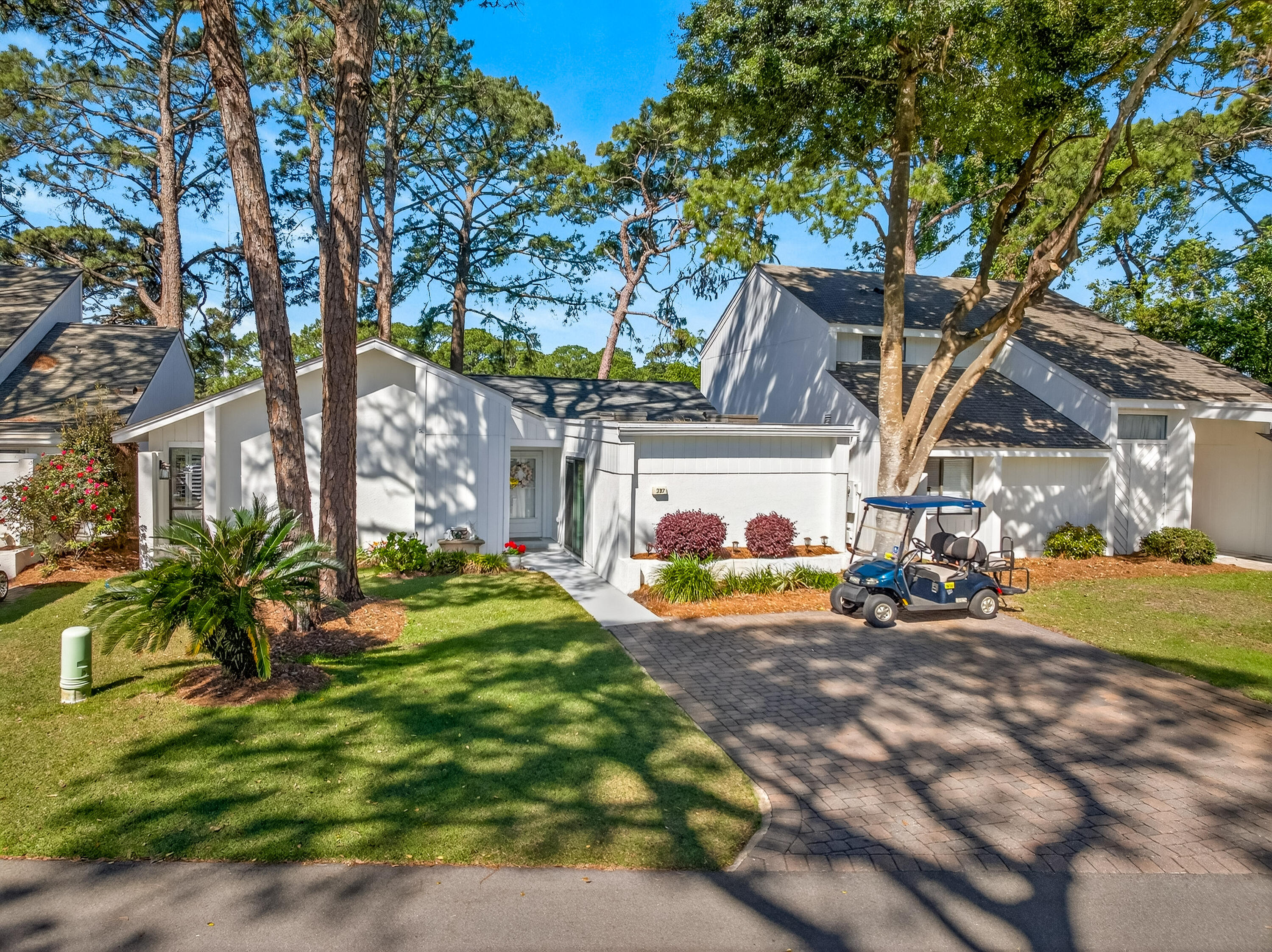 397 Linkside Drive