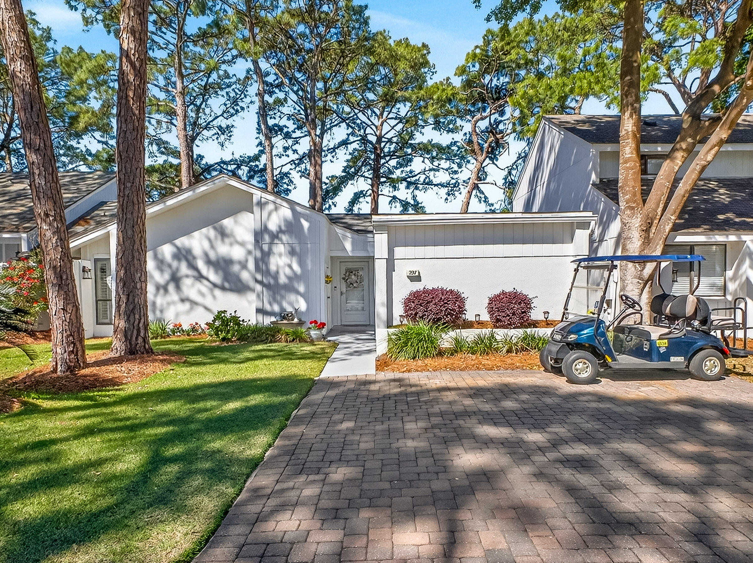 397 Linkside Drive