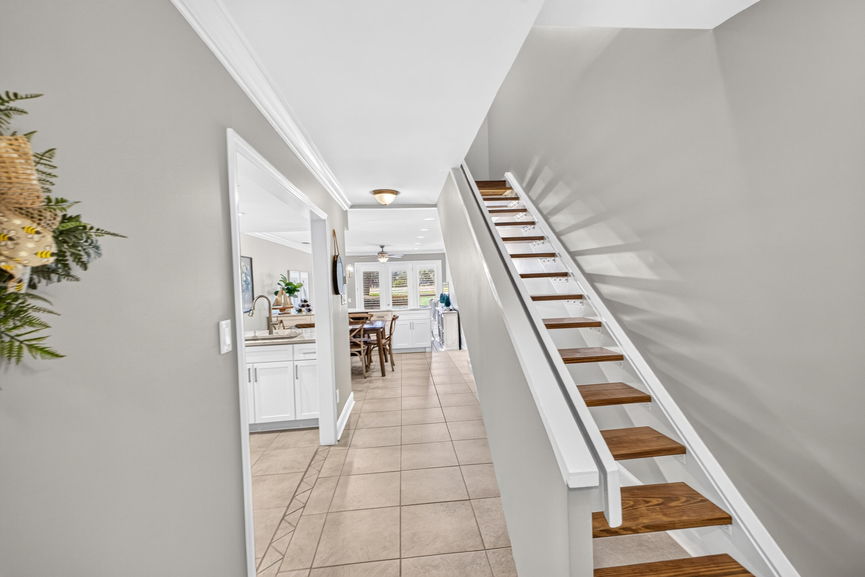 503 Magnolia Place 503