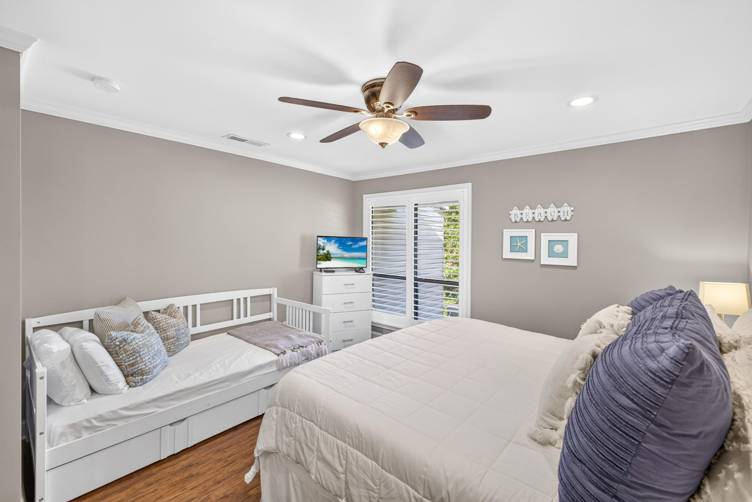 503 Magnolia Place 503