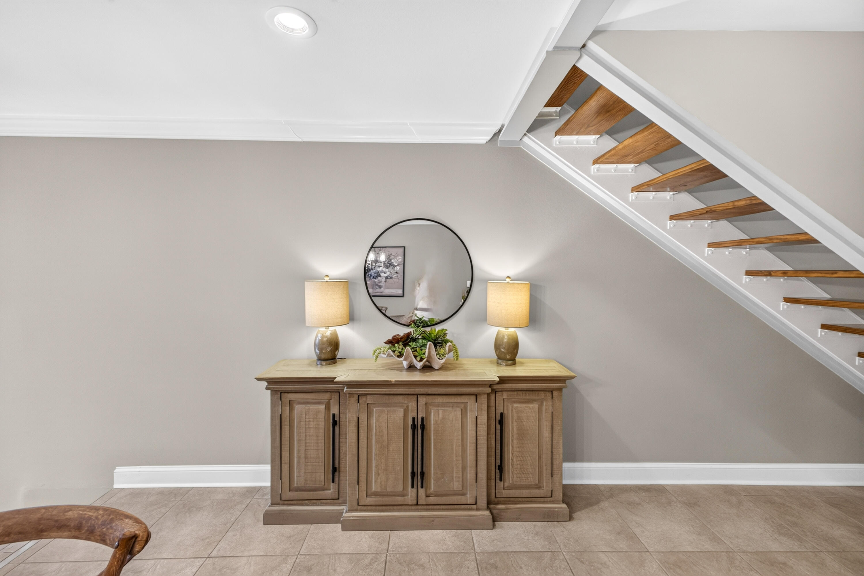 503 Magnolia Place 503