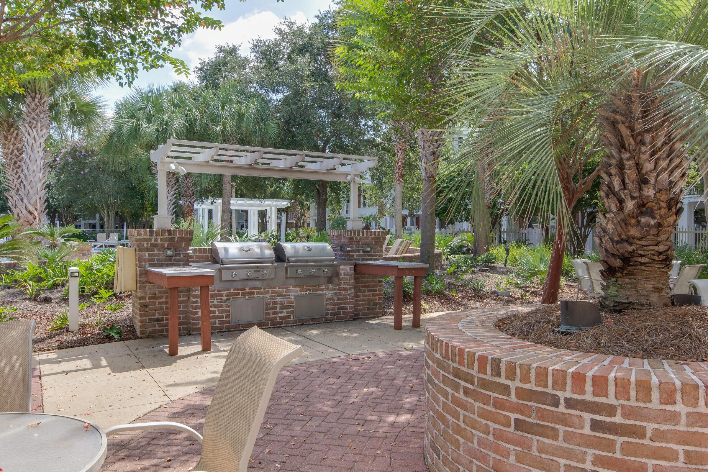 9300 Baytowne Wharf Boulevard 414-416