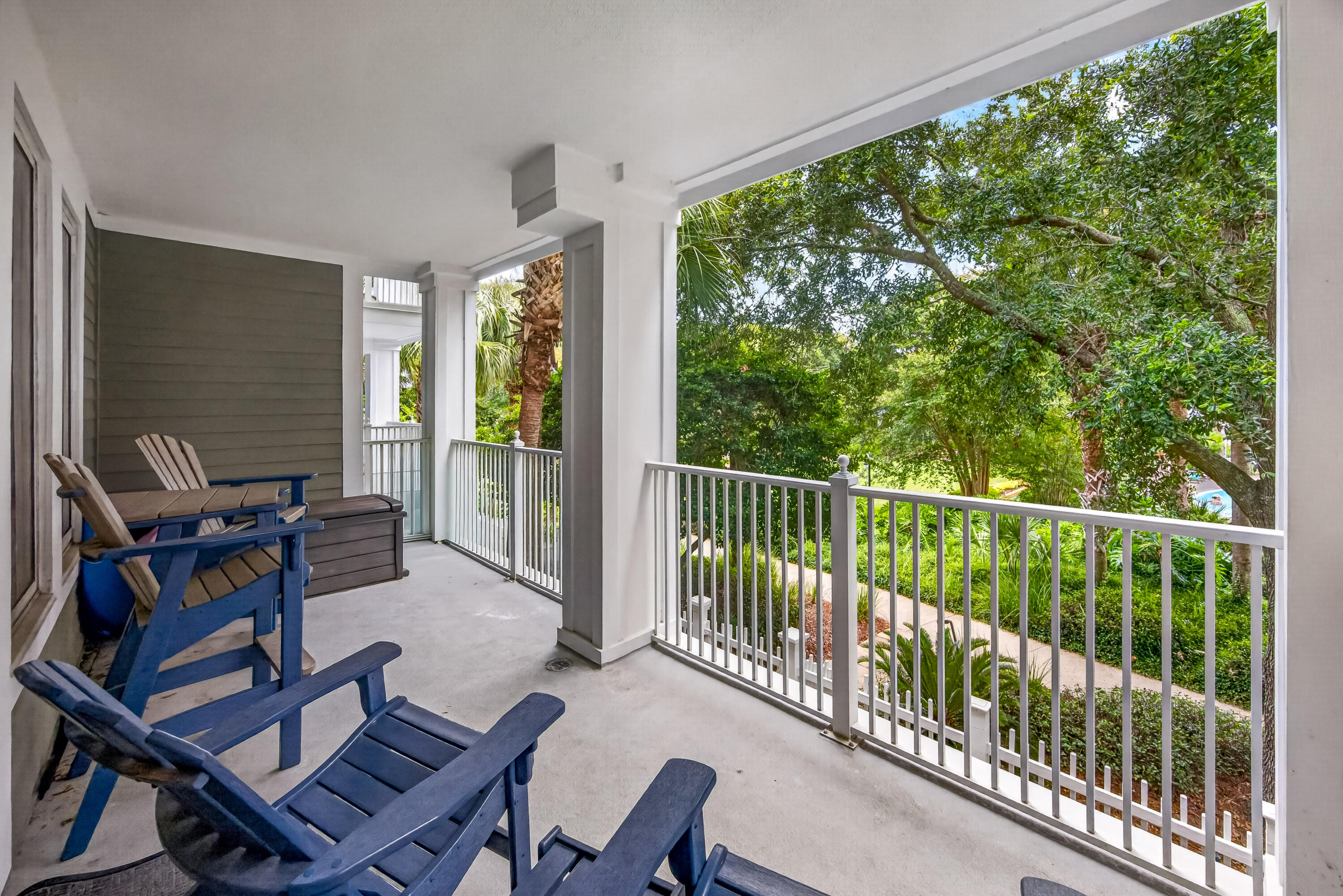 9300 Baytowne Wharf Boulevard 414-416