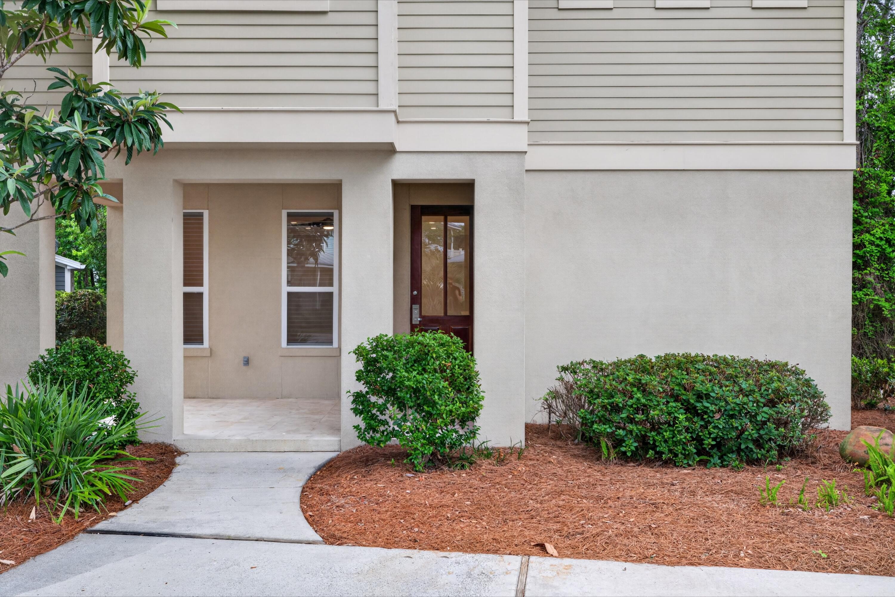 2019 Pine Island Circle