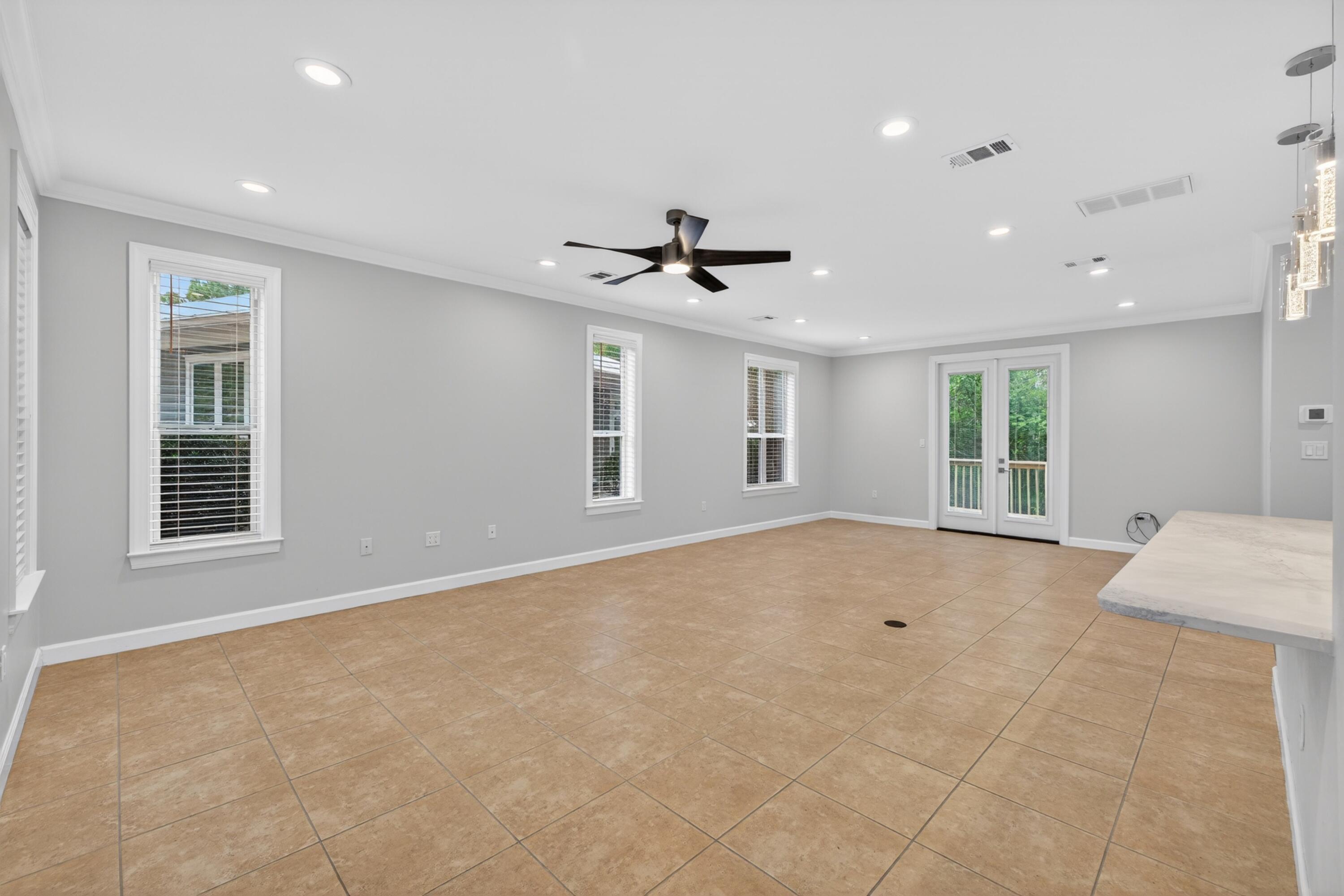 2019 Pine Island Circle