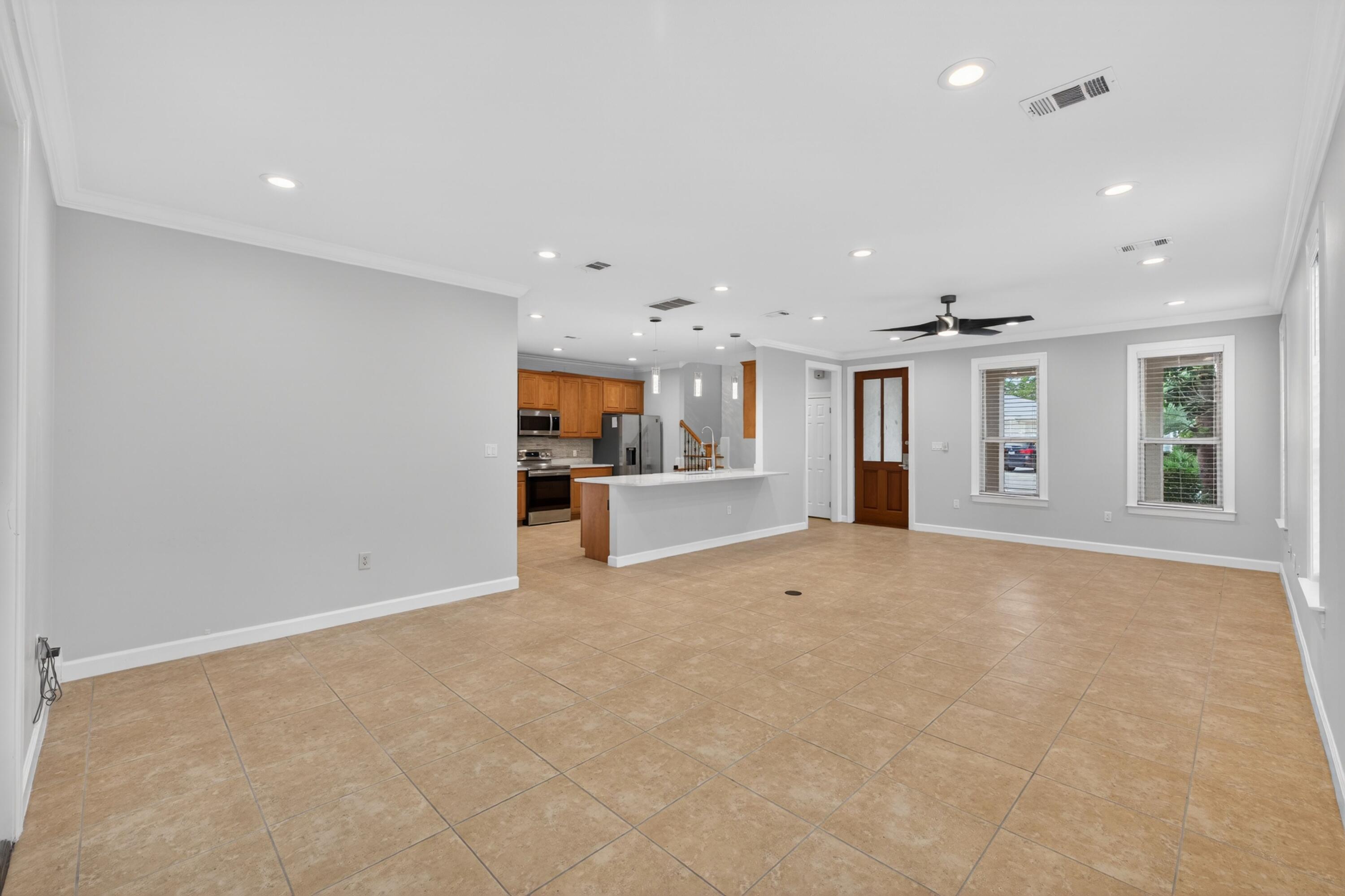 2019 Pine Island Circle