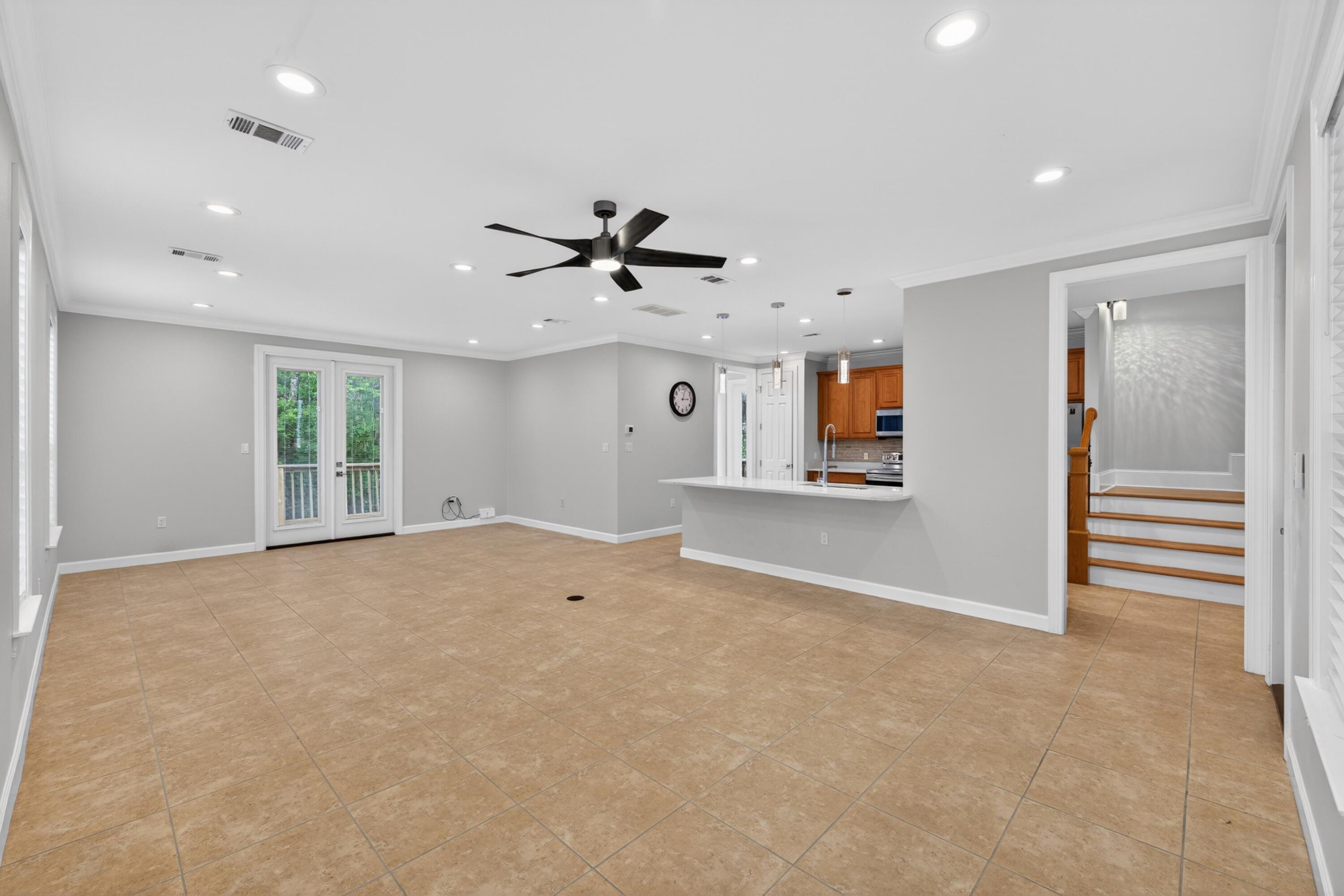 2019 Pine Island Circle